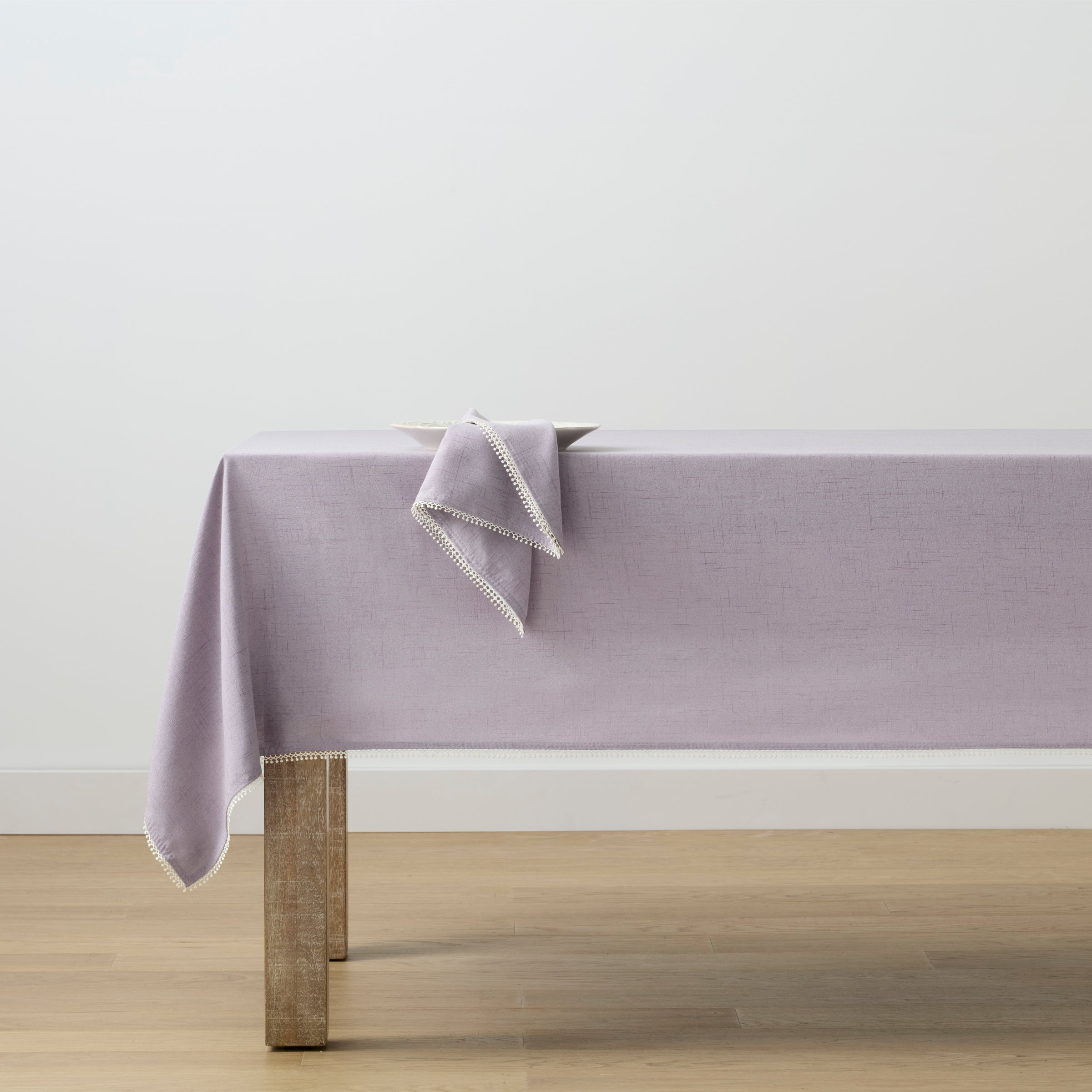 Lenox Heritage Lenox Heritage French Perle Violet 60x84 Tablecloth - Image 2
