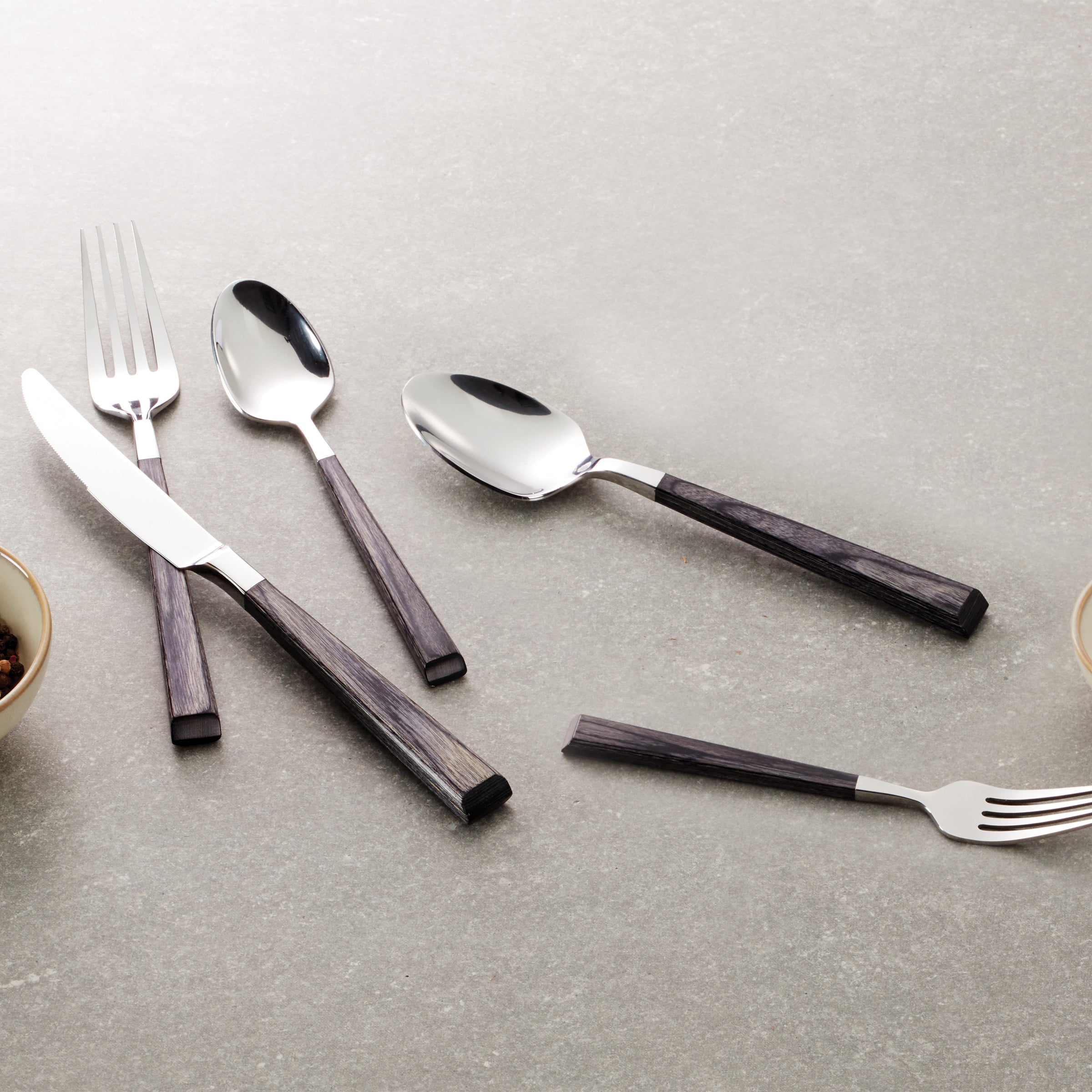 Lenox Heritage Lenox Heritage Coronado Charcoal 5-Piece Place Setting - Image 3
