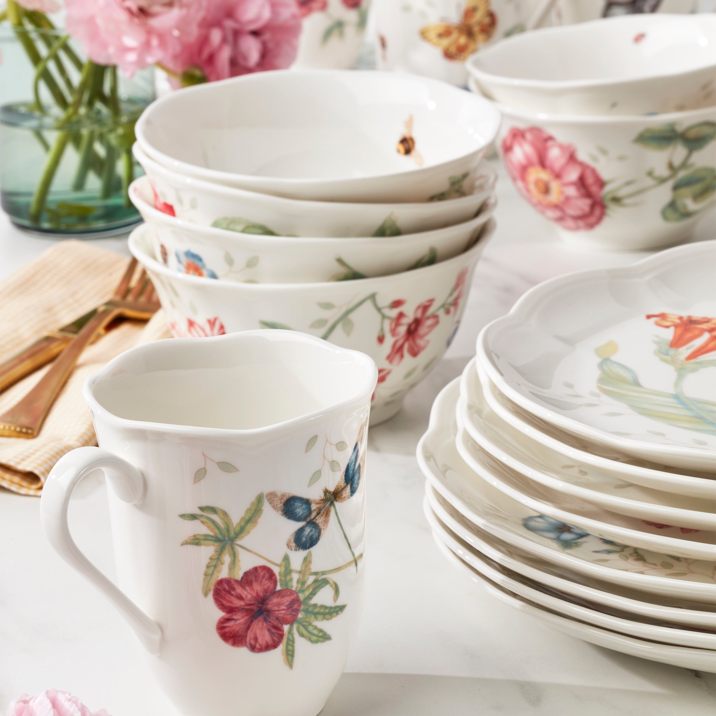 Lenox Heritage Lenox Heritage Butterfly Meadow 24-Piece Dinnerware Set - Image 4