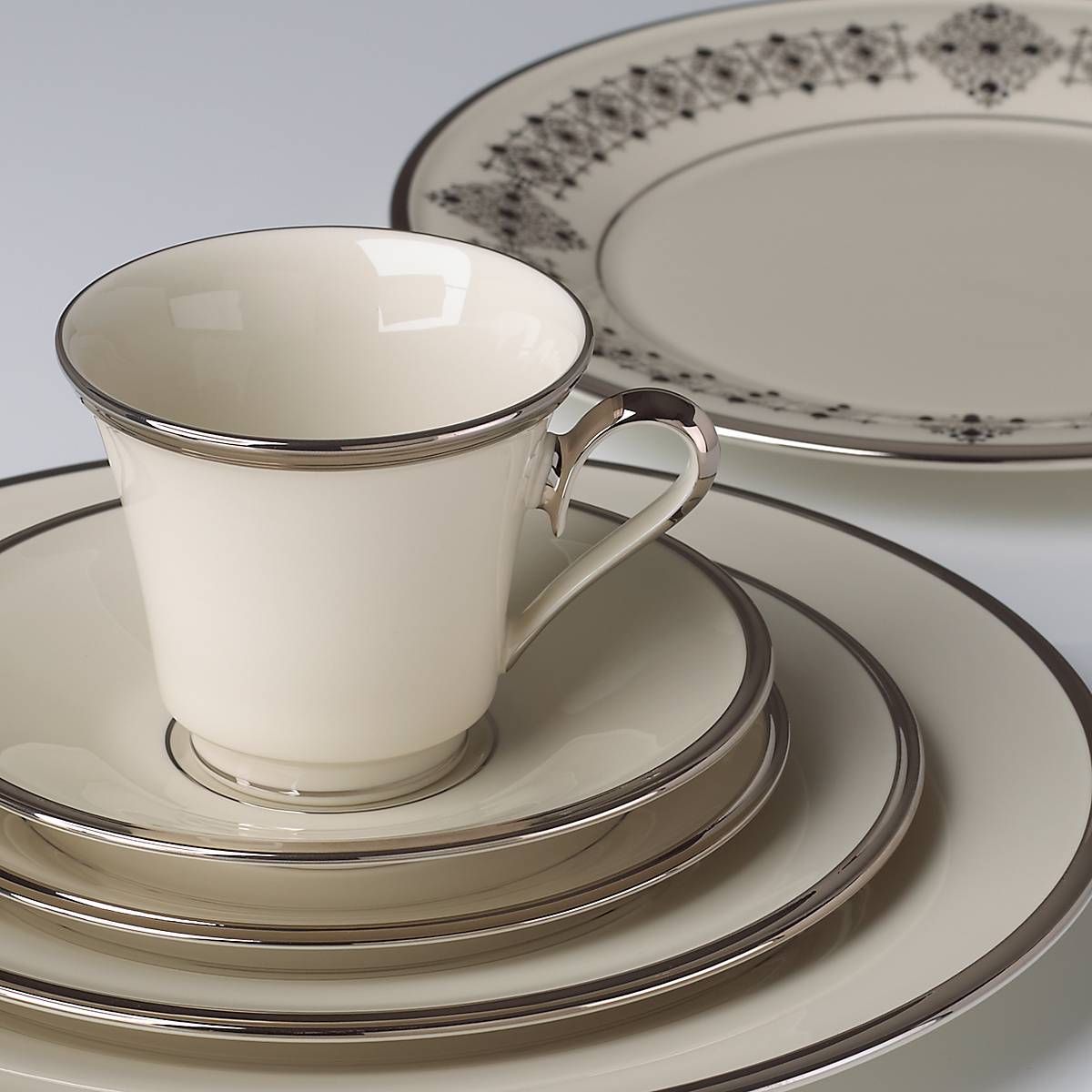 Lenox Heritage Lenox Heritage Solitaire 5-Piece Place Setting - Image 2