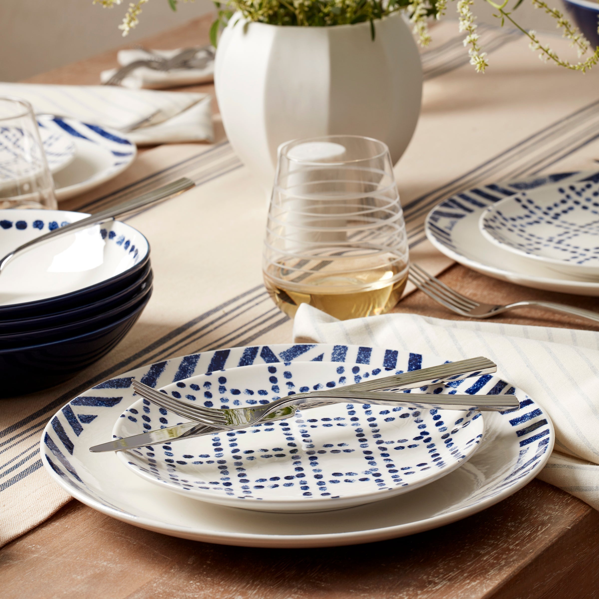 Lenox Heritage Lenox Heritage Harbour 12-Piece Dinnerware Set - Image 10