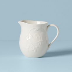 Lenox Heritage Lenox Heritage Opal Innocence Carved Creamer