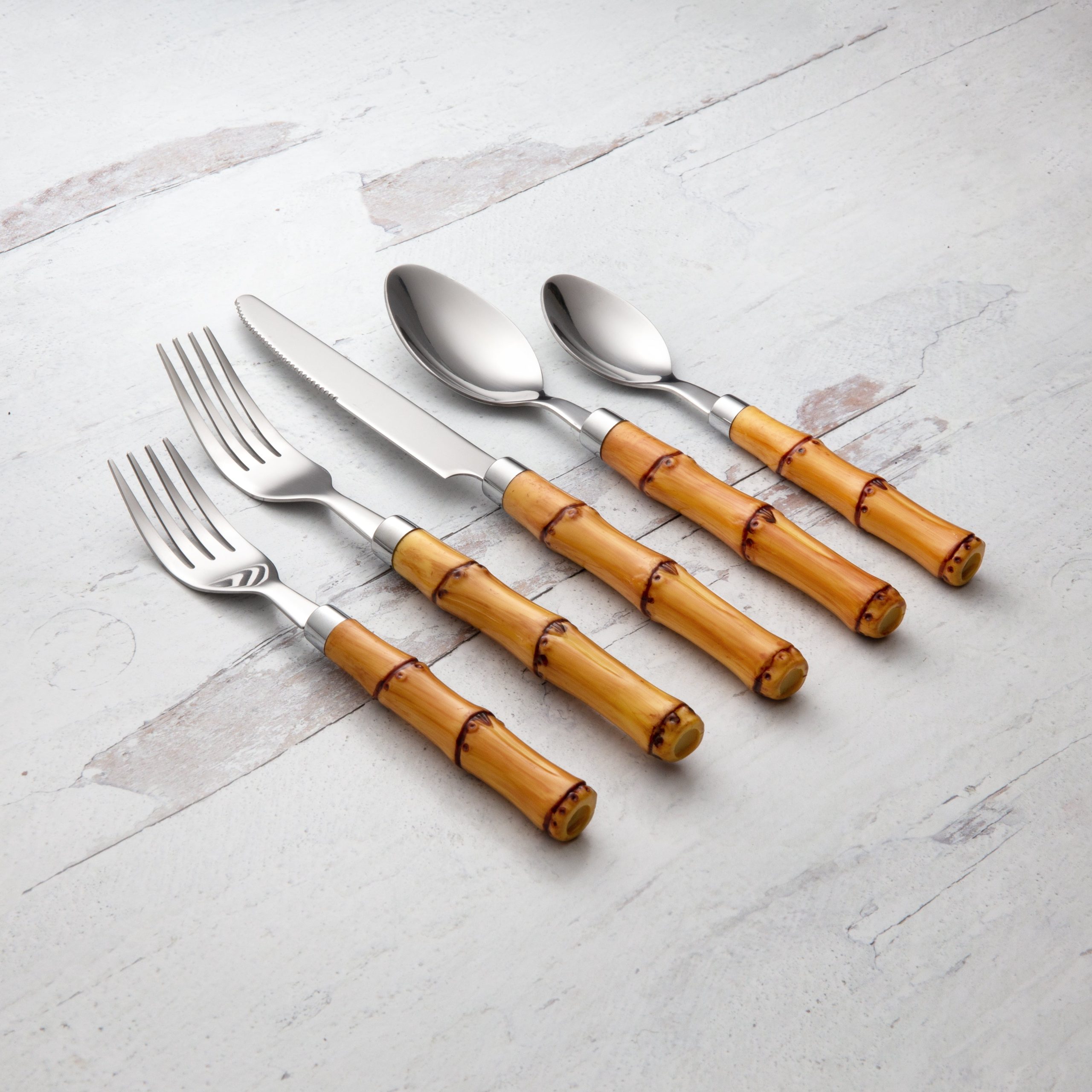 Lenox Heritage Lenox Heritage Bamboo Plastic Handle 20-Piece Flatware Set
