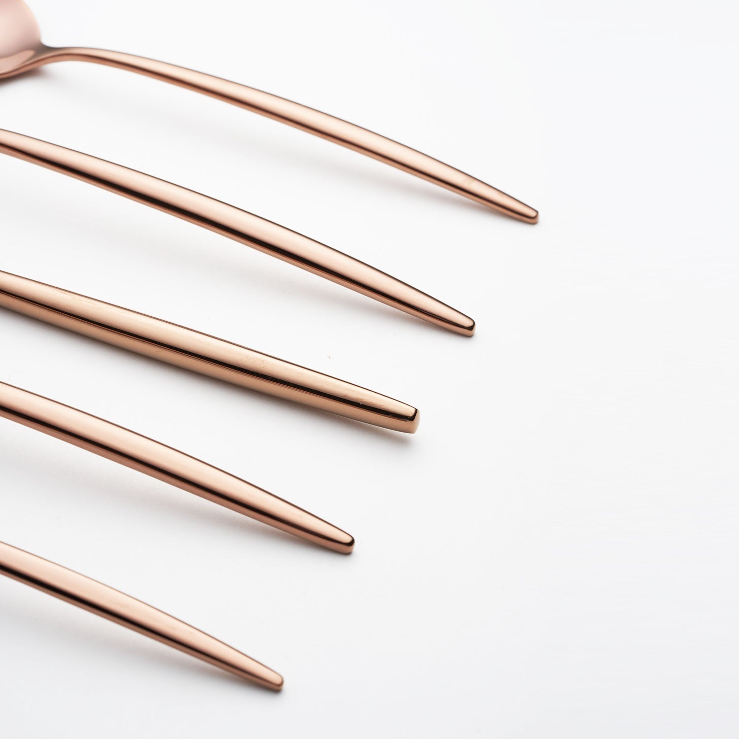Lenox Heritage Lenox Heritage Gaze Copper Mirror 20-Piece Flatware Set - Image 5