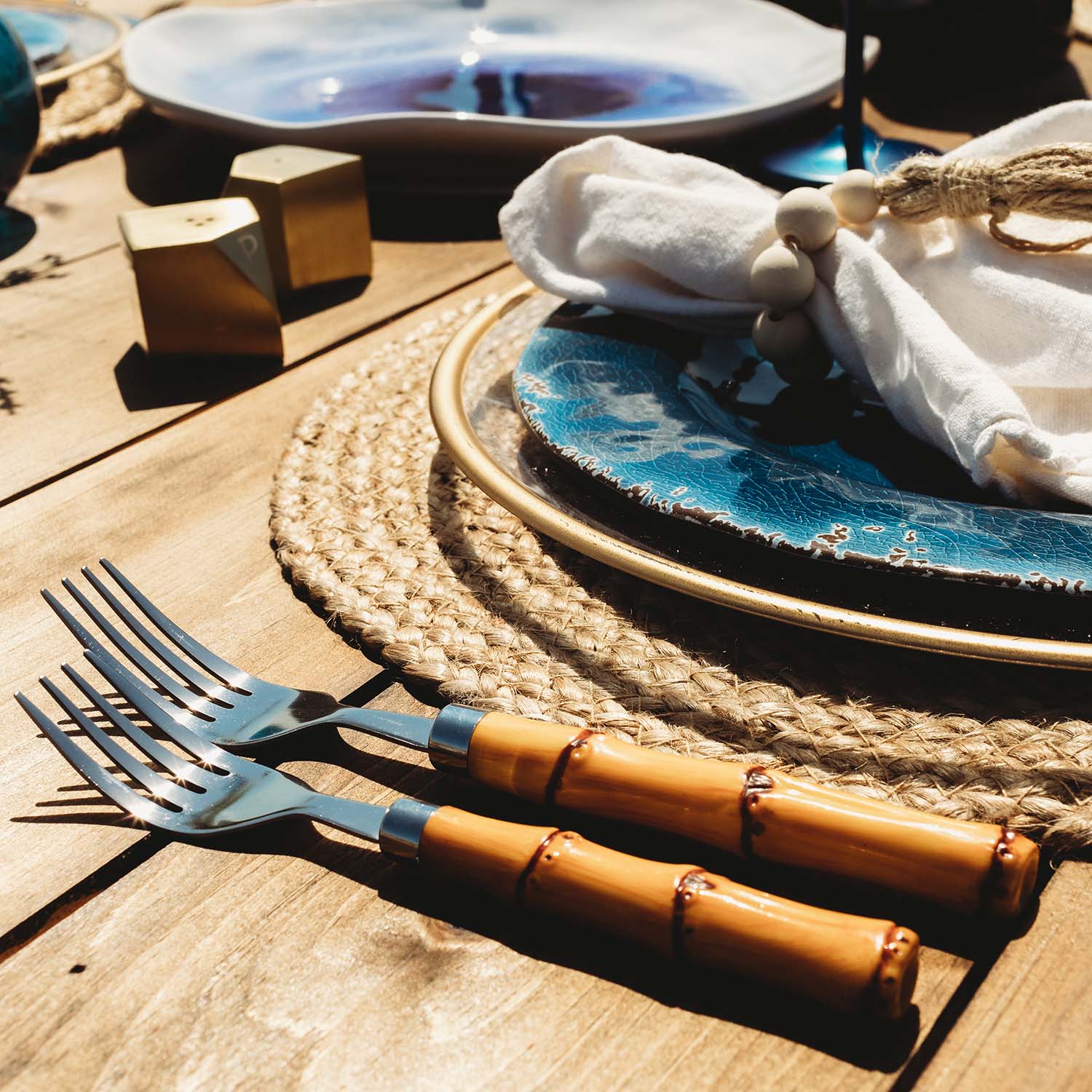 Lenox Heritage Lenox Heritage Bamboo Plastic Handle 20-Piece Flatware Set - Image 4
