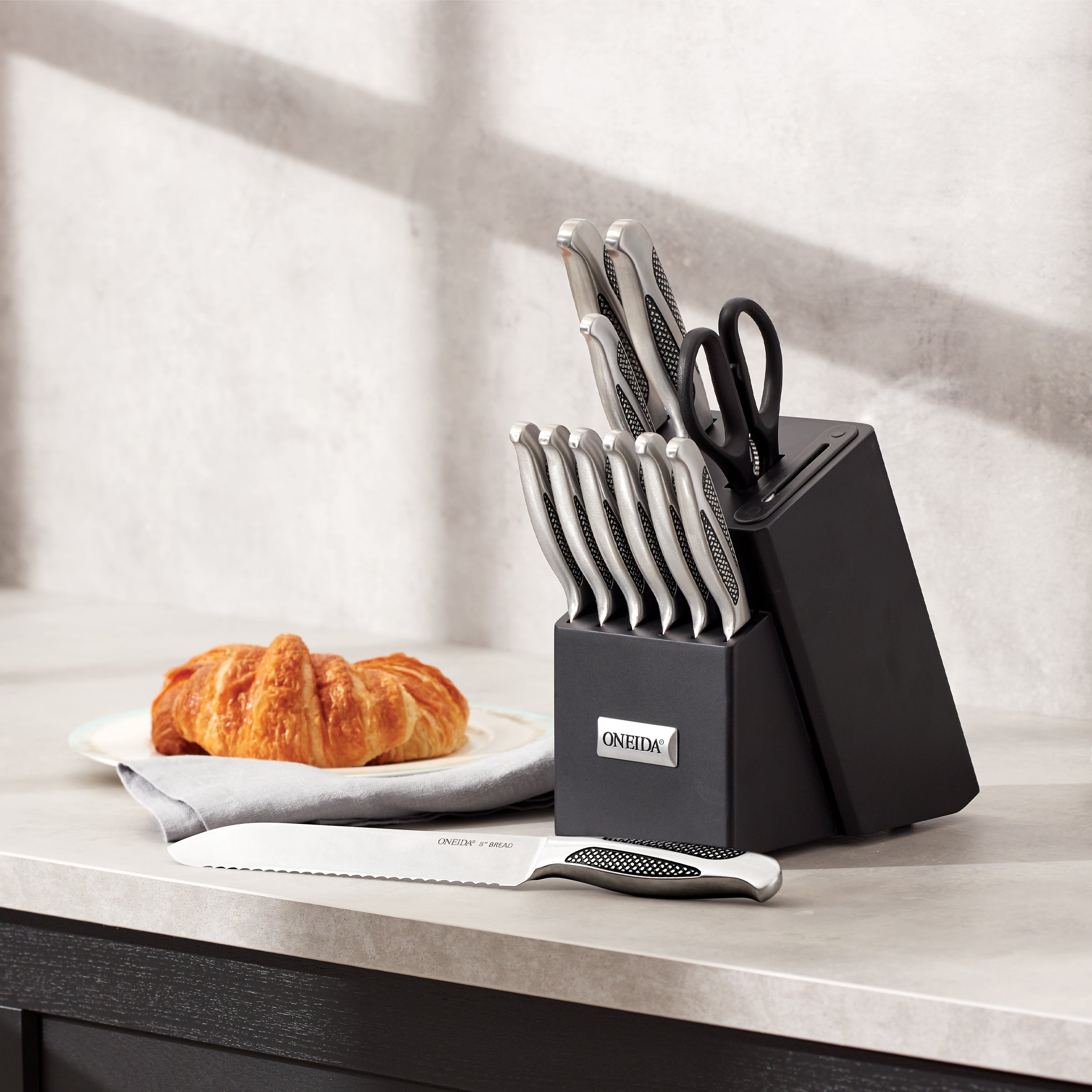 Lenox Heritage Lenox Heritage Crosshatch 14-Piece Cutlery Block Set - Image 3