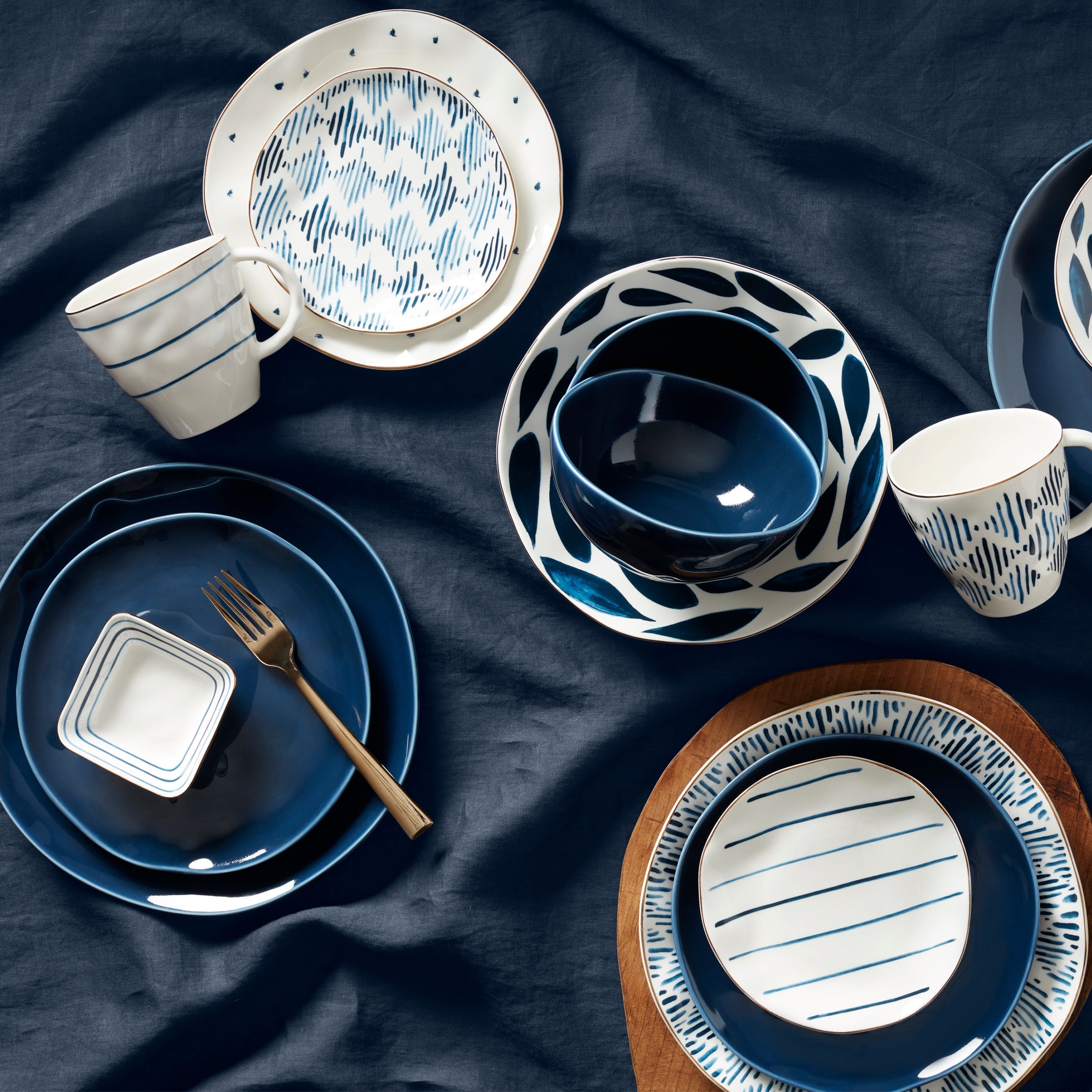 Lenox Heritage Lenox Heritage Bay Colors Blue Dinner Plates, Set of 4 - Image 4