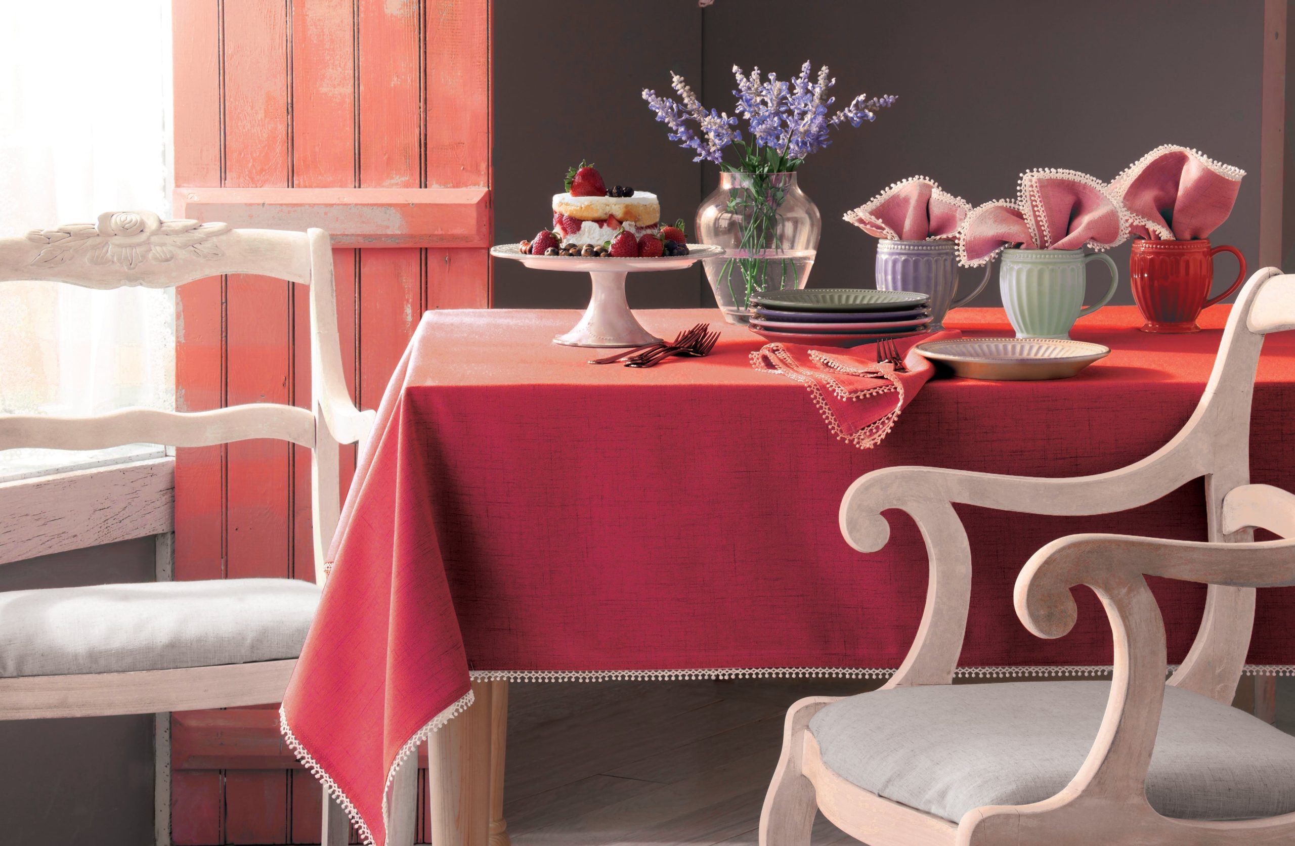 Lenox Heritage Lenox Heritage French Perle Red 60x84 Tablecloth - Image 2