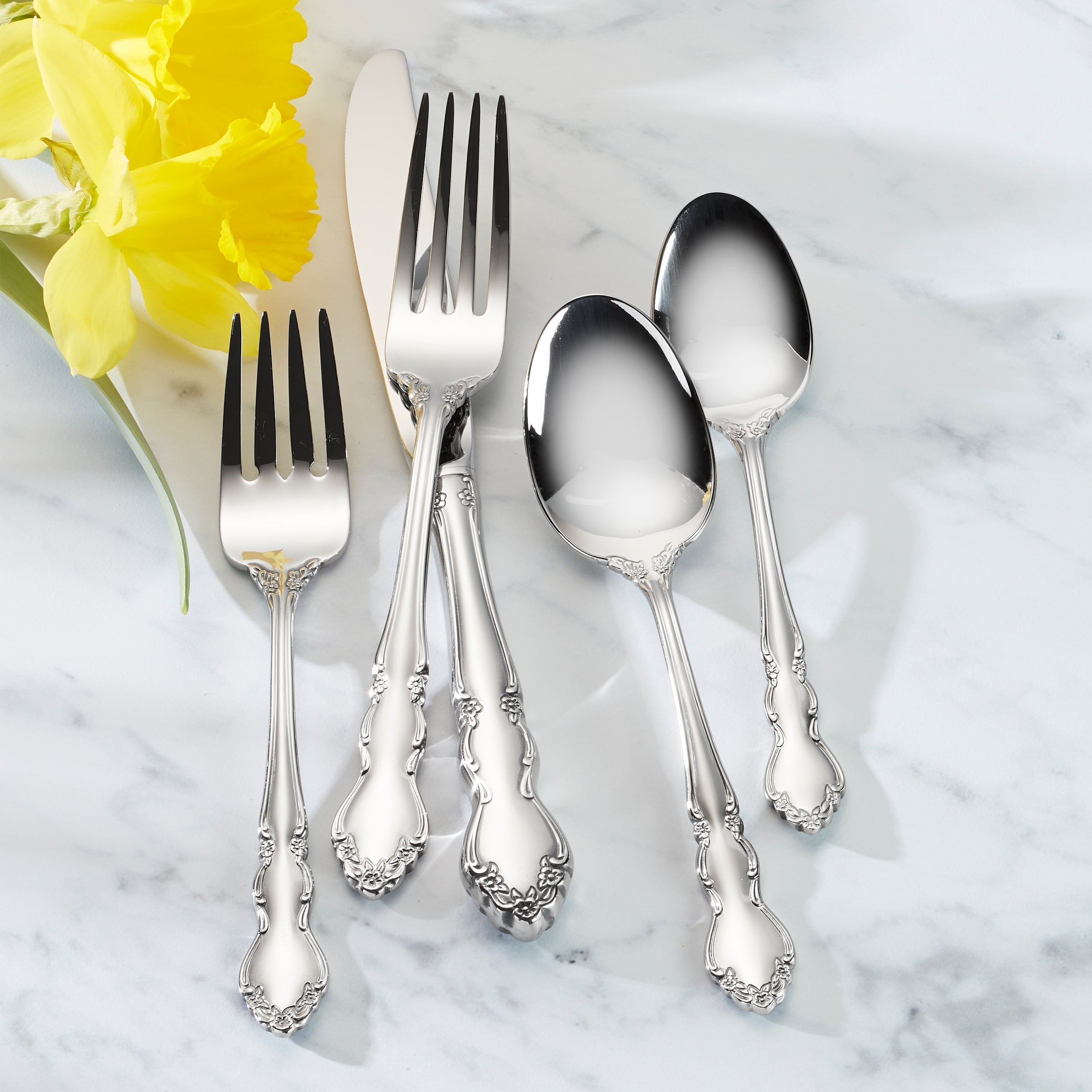 Lenox Heritage Lenox Heritage Dover 20-Piece Flatware Set - Image 2