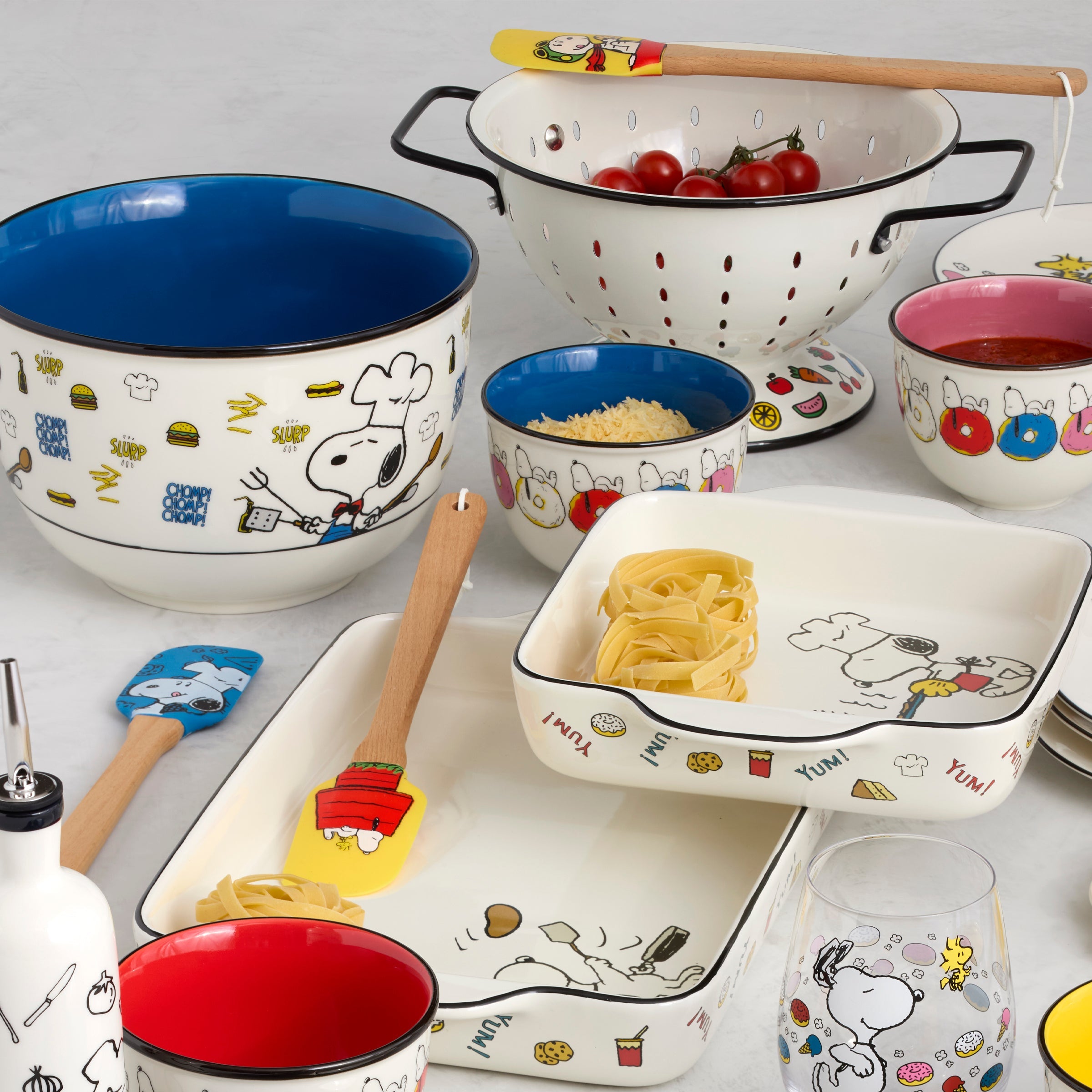 Lenox Heritage Lenox Heritage Chef Snoopy Rectangular Baker - Image 3