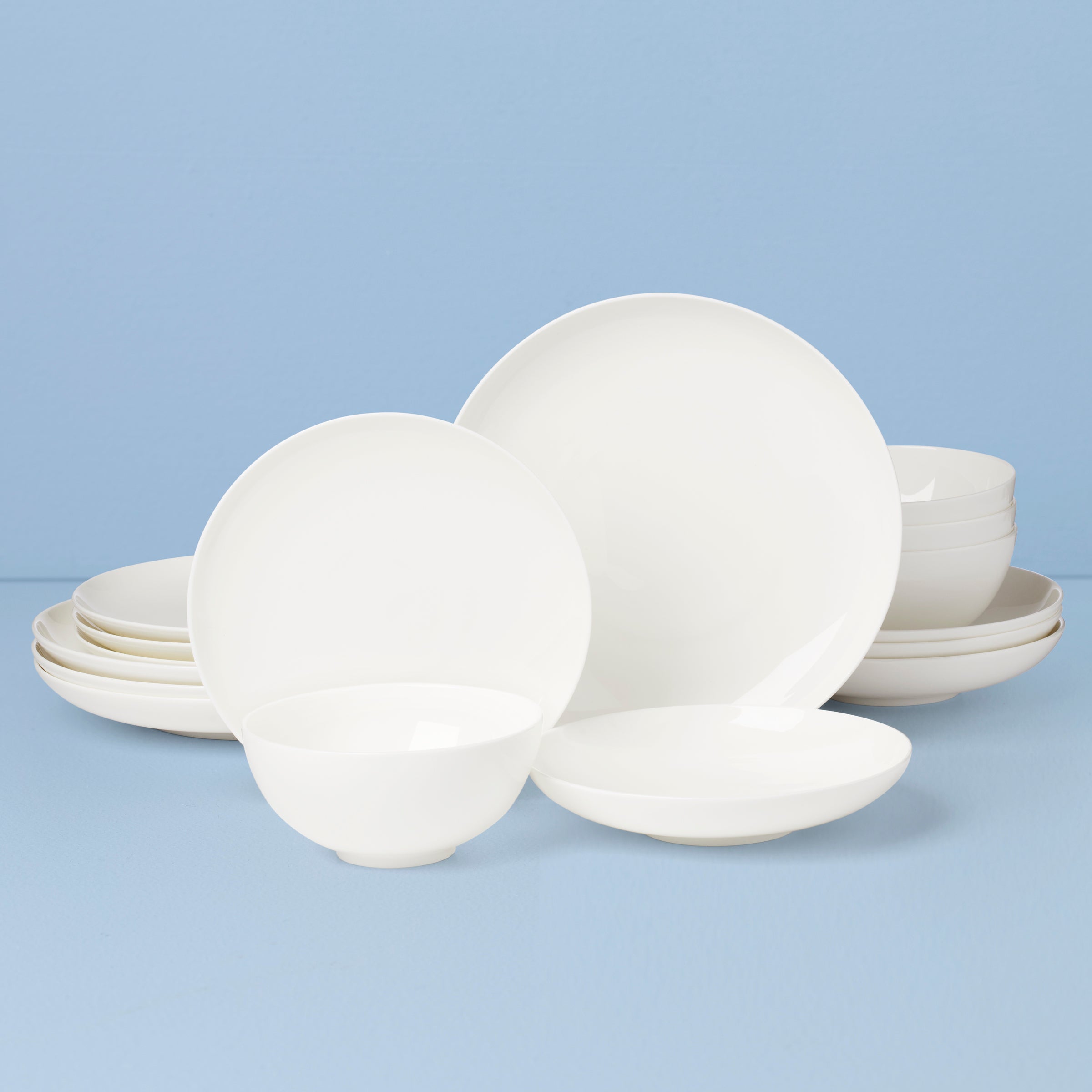 Lenox Heritage Lenox Heritage Studio 1414 Coupe 16-Piece Dinnerware Set