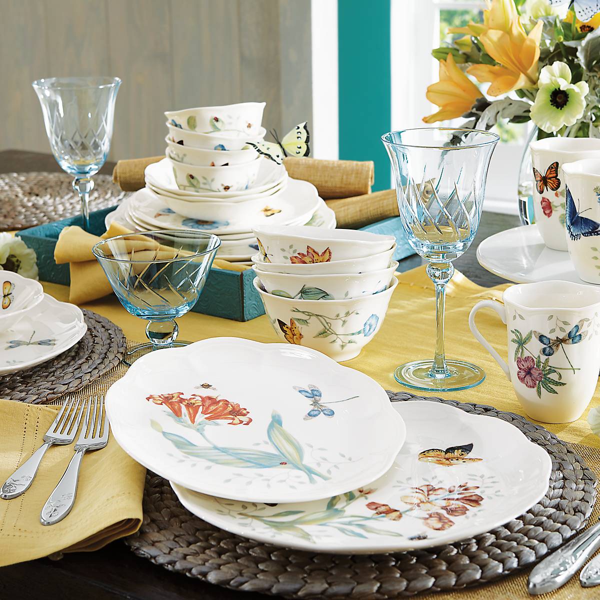 Lenox Heritage Lenox Heritage Butterfly Meadow 28-Piece Dinnerware Set - Image 16