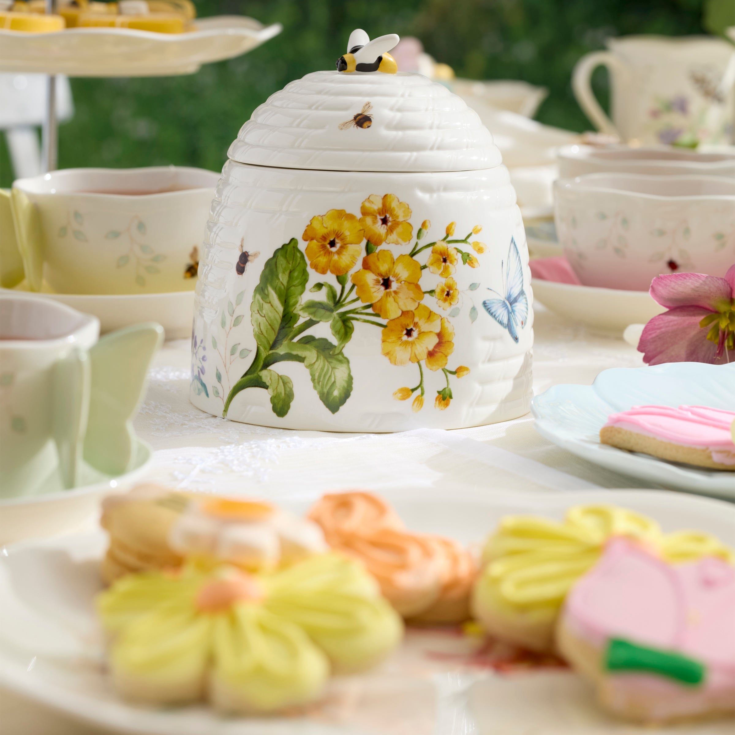 Lenox Heritage Lenox Heritage Butterfly Meadow Honeycomb Candy Jar - Image 3