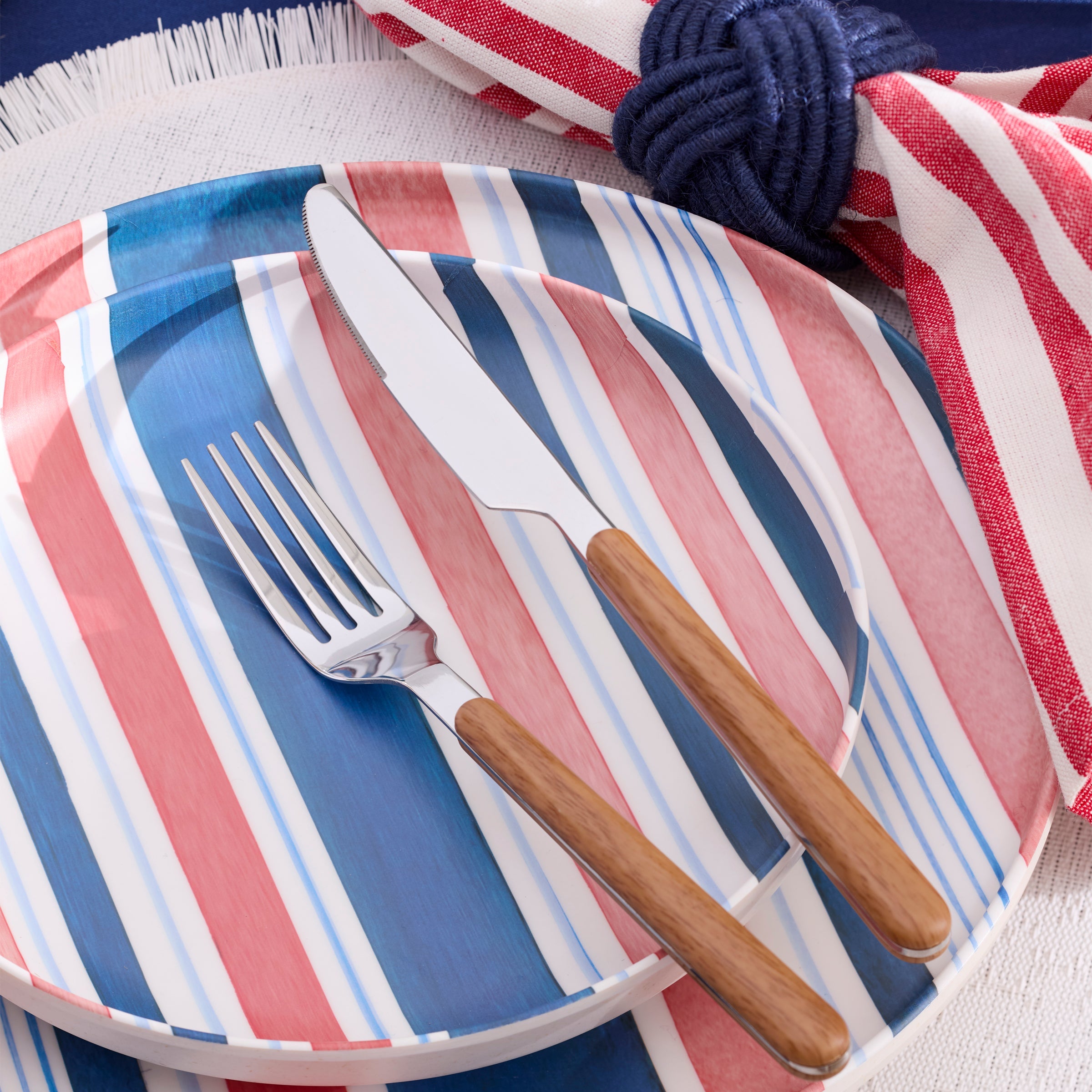 Lenox Heritage Lenox Heritage 24 Seven Melamine Stripe 12-Piece Dinnerware Set - Image 5