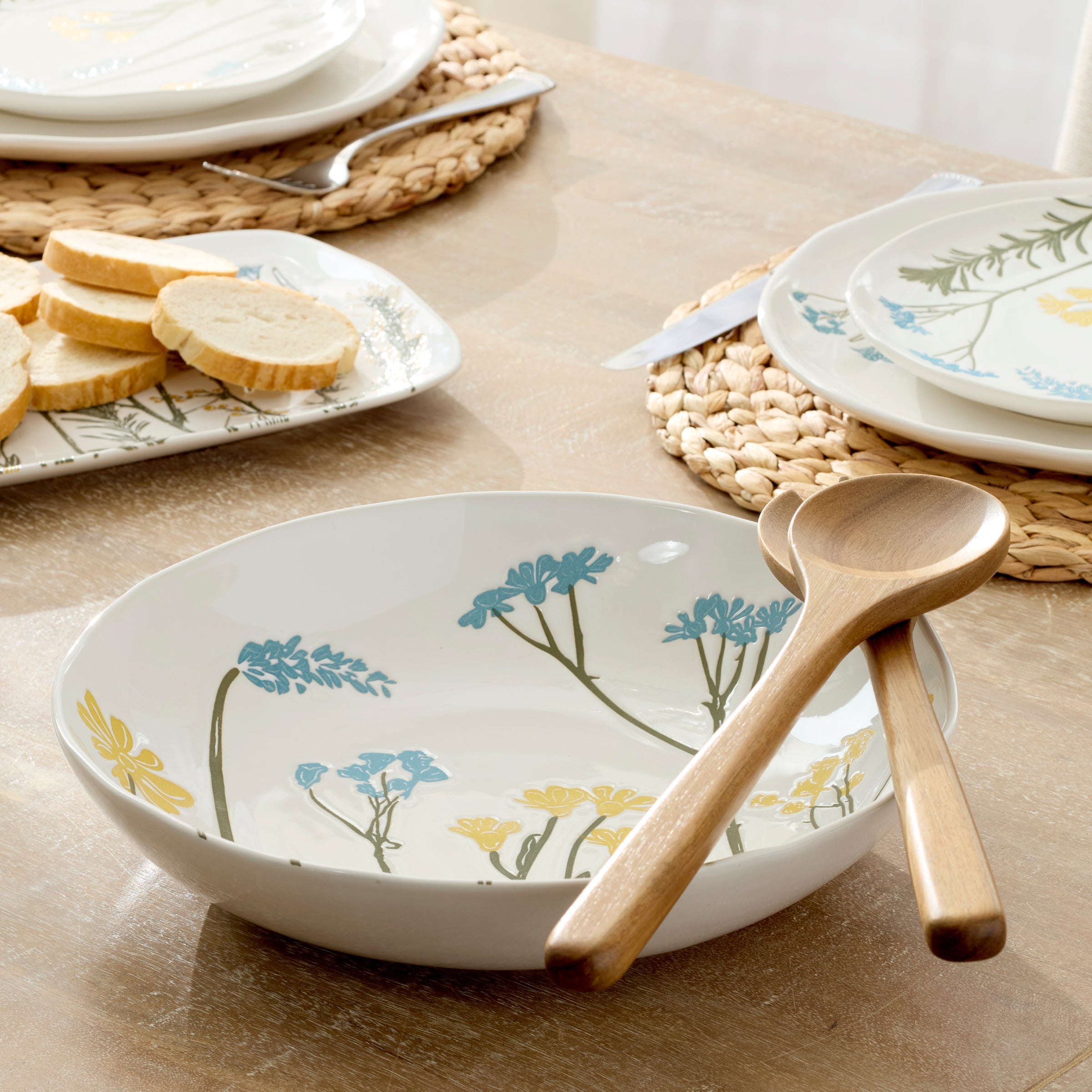 Lenox Heritage Lenox Heritage Wildflowers Salad Bowl with Servers - Image 3