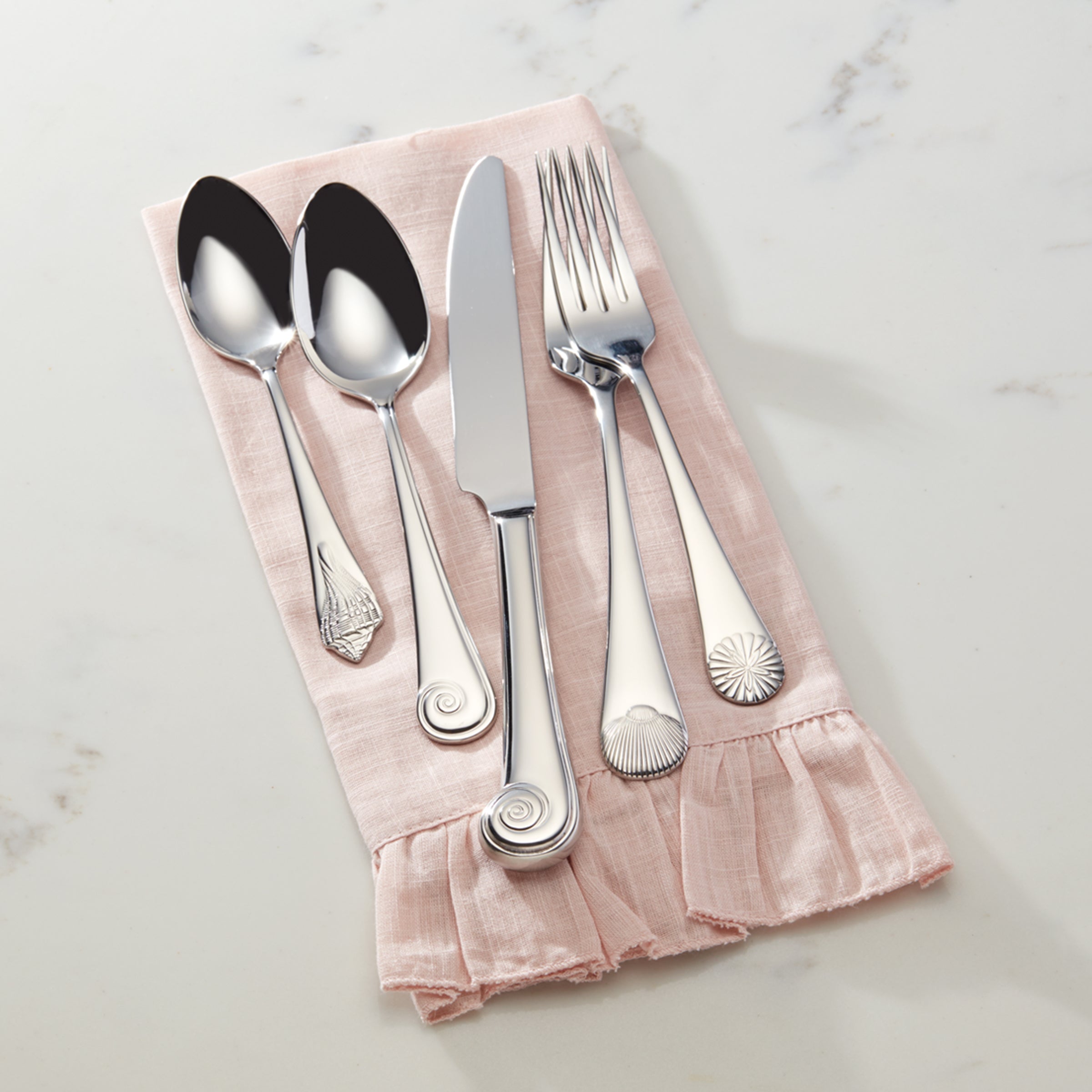Lenox Heritage Lenox Heritage Sea Shell 5-Piece Place Setting - Image 3