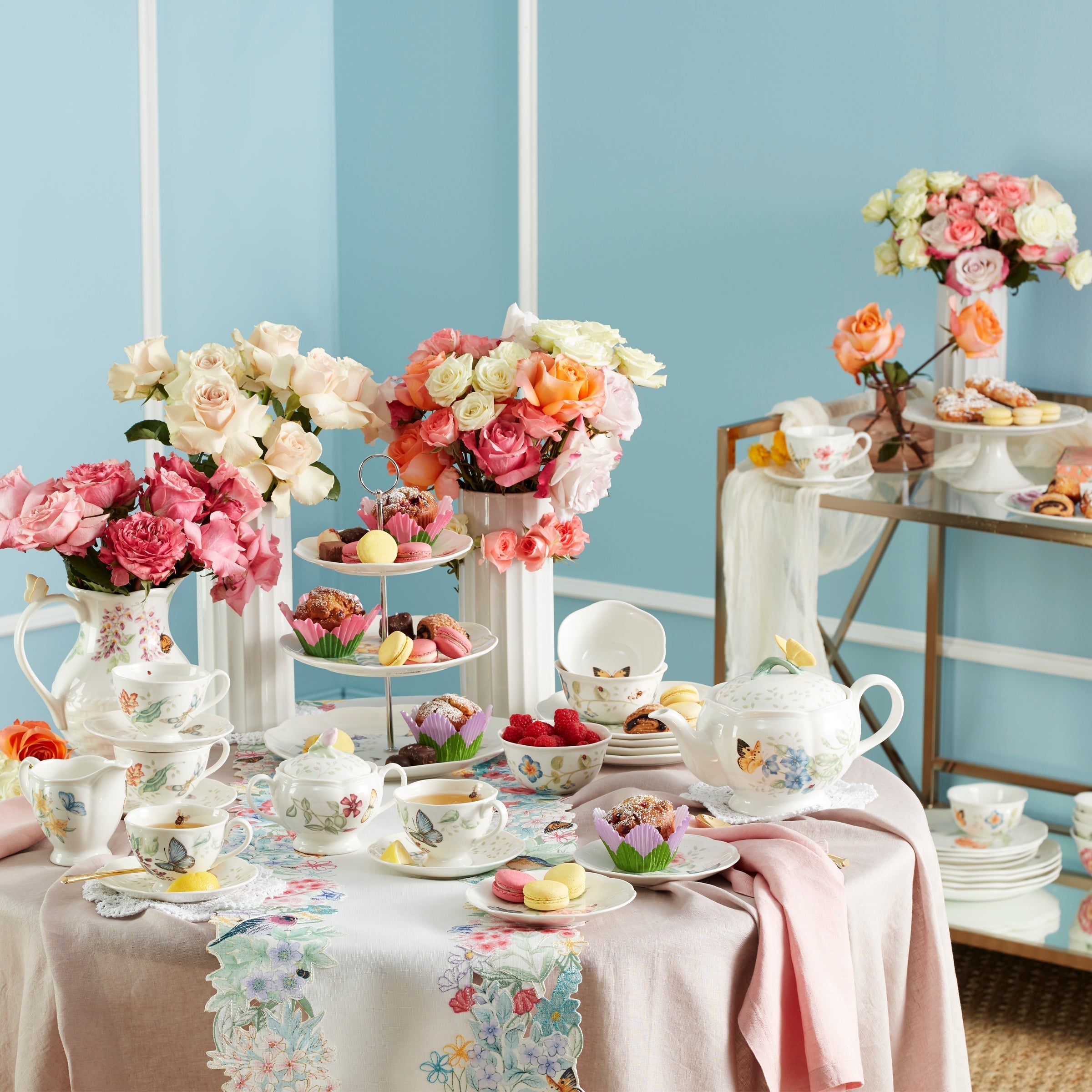 Lenox Heritage Lenox Heritage Butterfly Meadow 28-Piece Dinnerware Set - Image 2