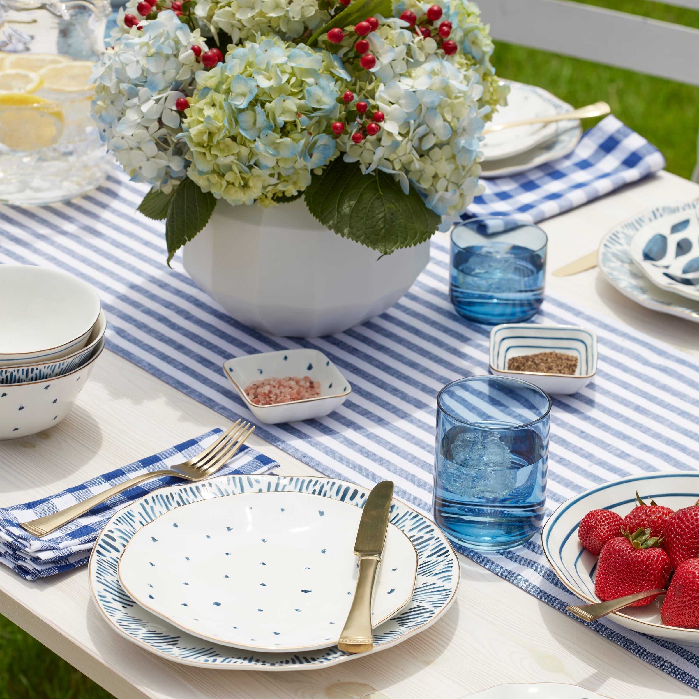 Lenox Heritage Lenox Heritage Blue Bay 12-Piece Dinnerware Set - Image 7