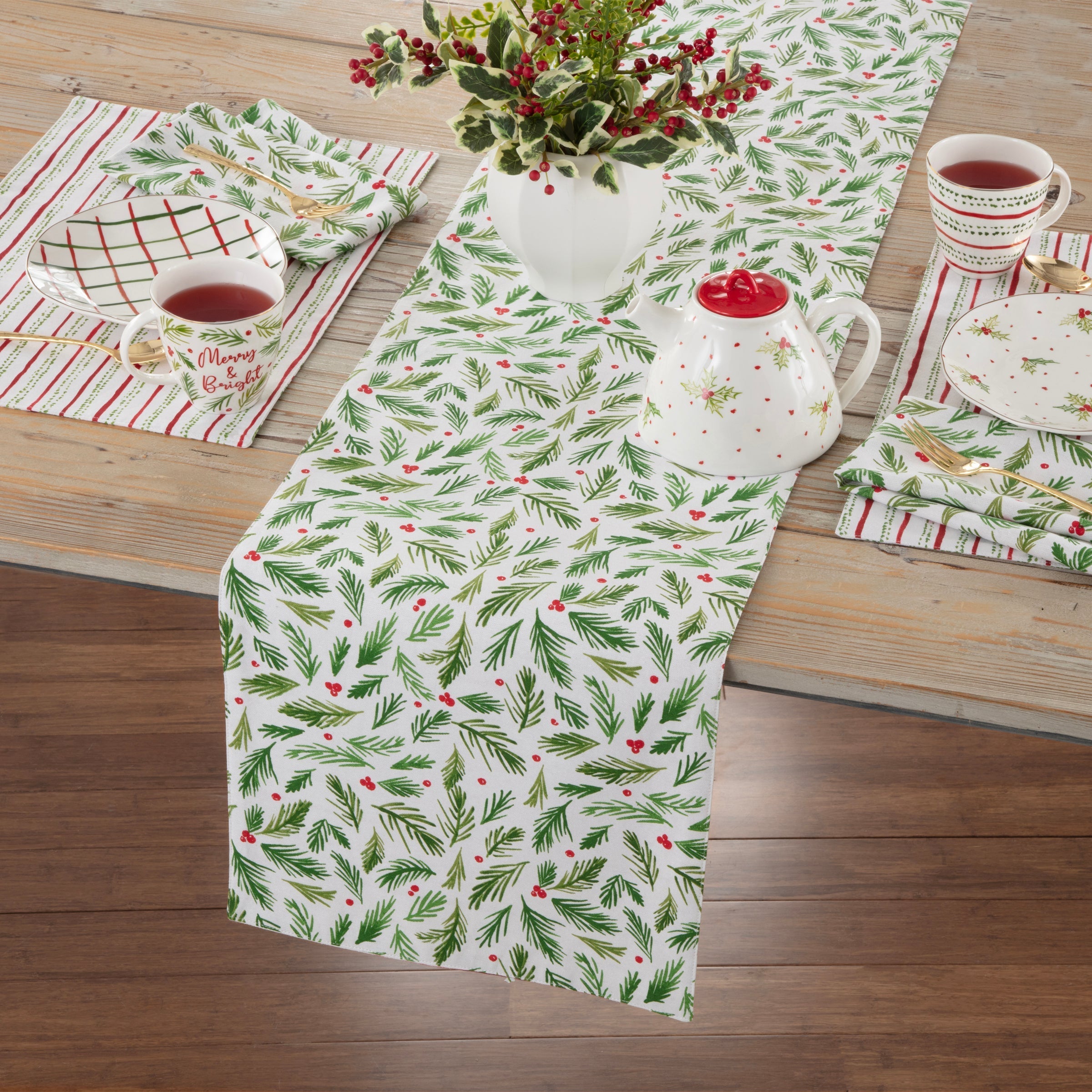 Lenox Heritage Lenox Heritage Bayberry Merry & Bright Reversible Table Runner - Image 3