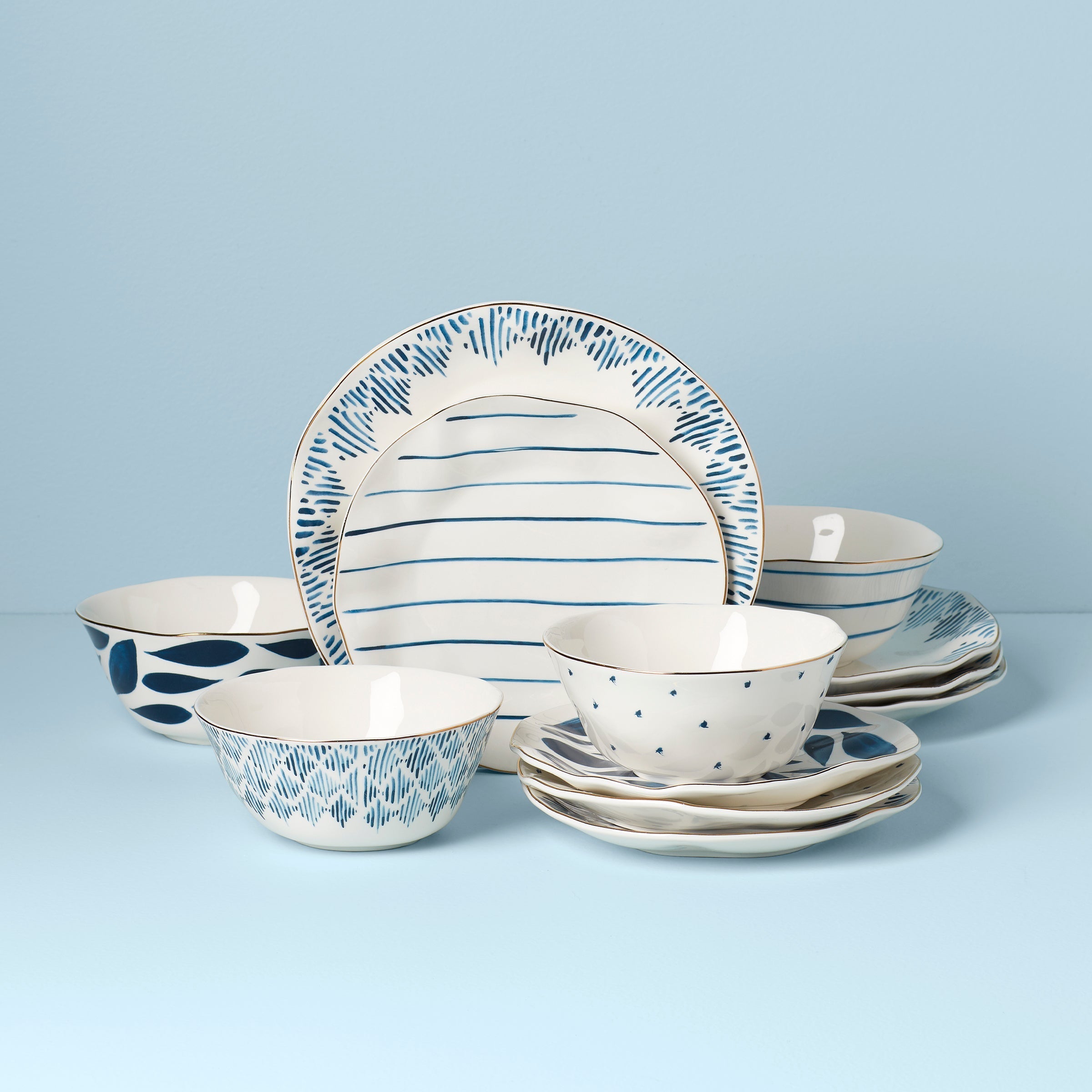 Lenox Heritage Lenox Heritage Blue Bay 12-Piece Dinnerware Set