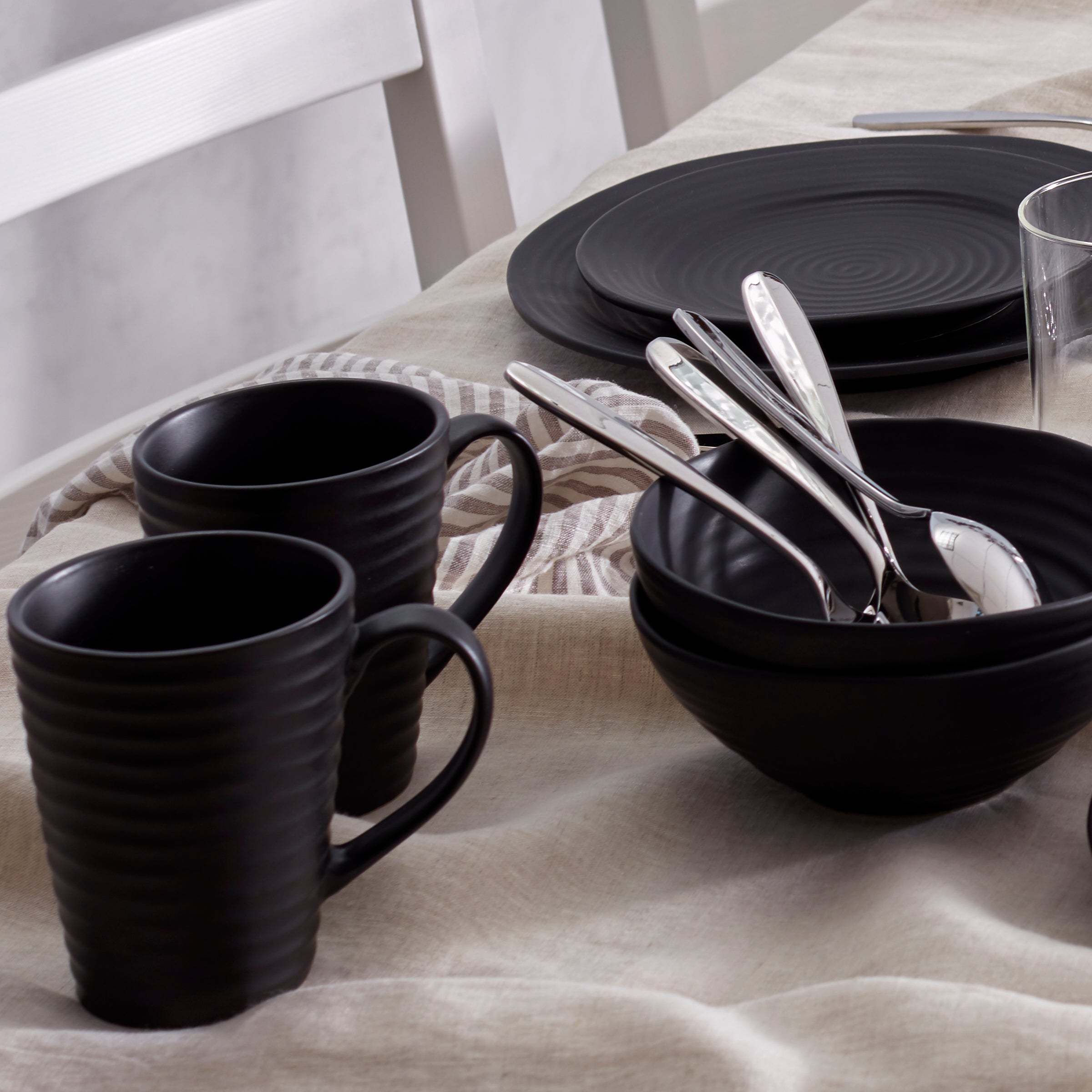 Lenox Heritage Lenox Heritage Ridge Black Mugs, Set of 4 - Image 2