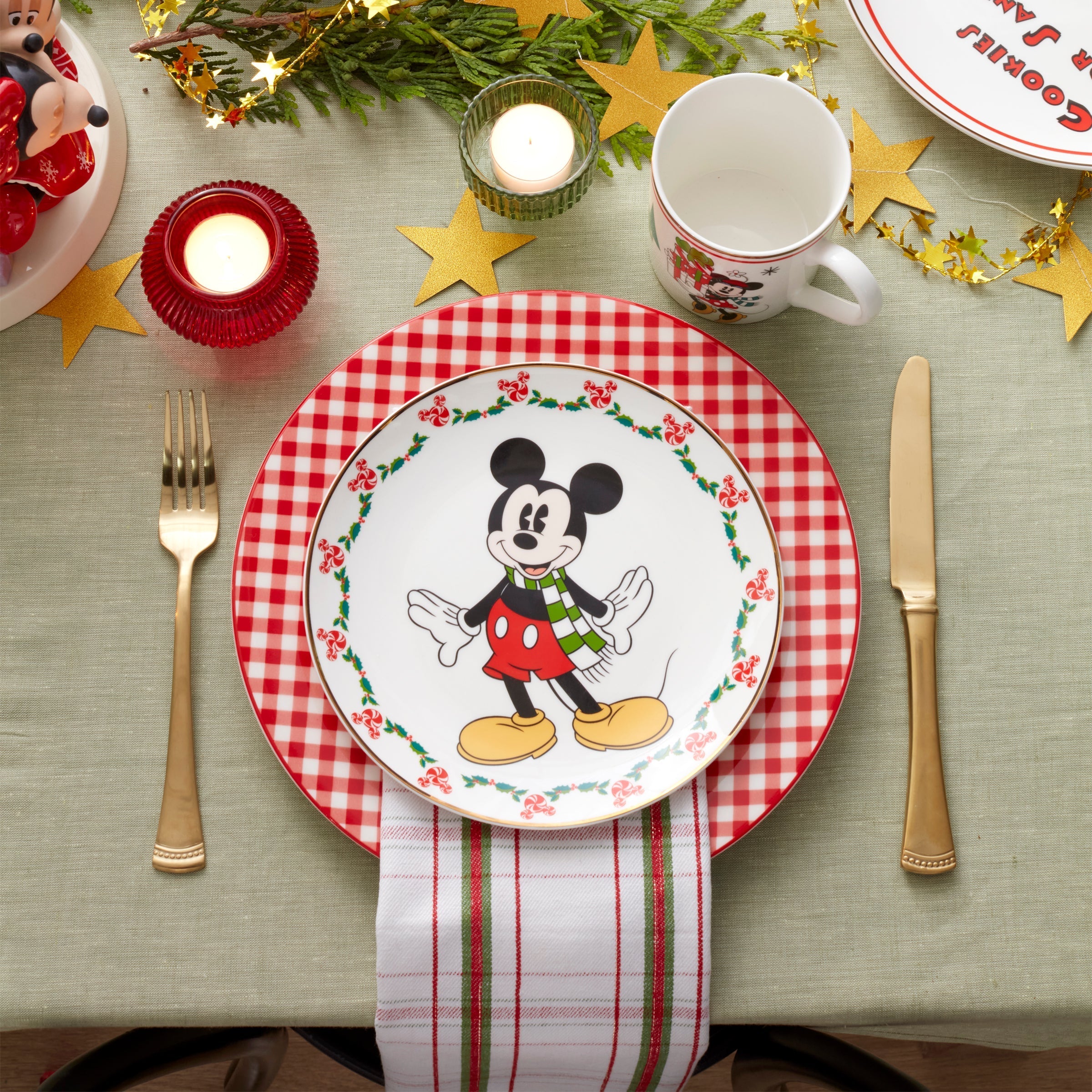 Lenox Heritage Lenox Heritage Disney Holiday 12-Piece Dessert Set - Image 5