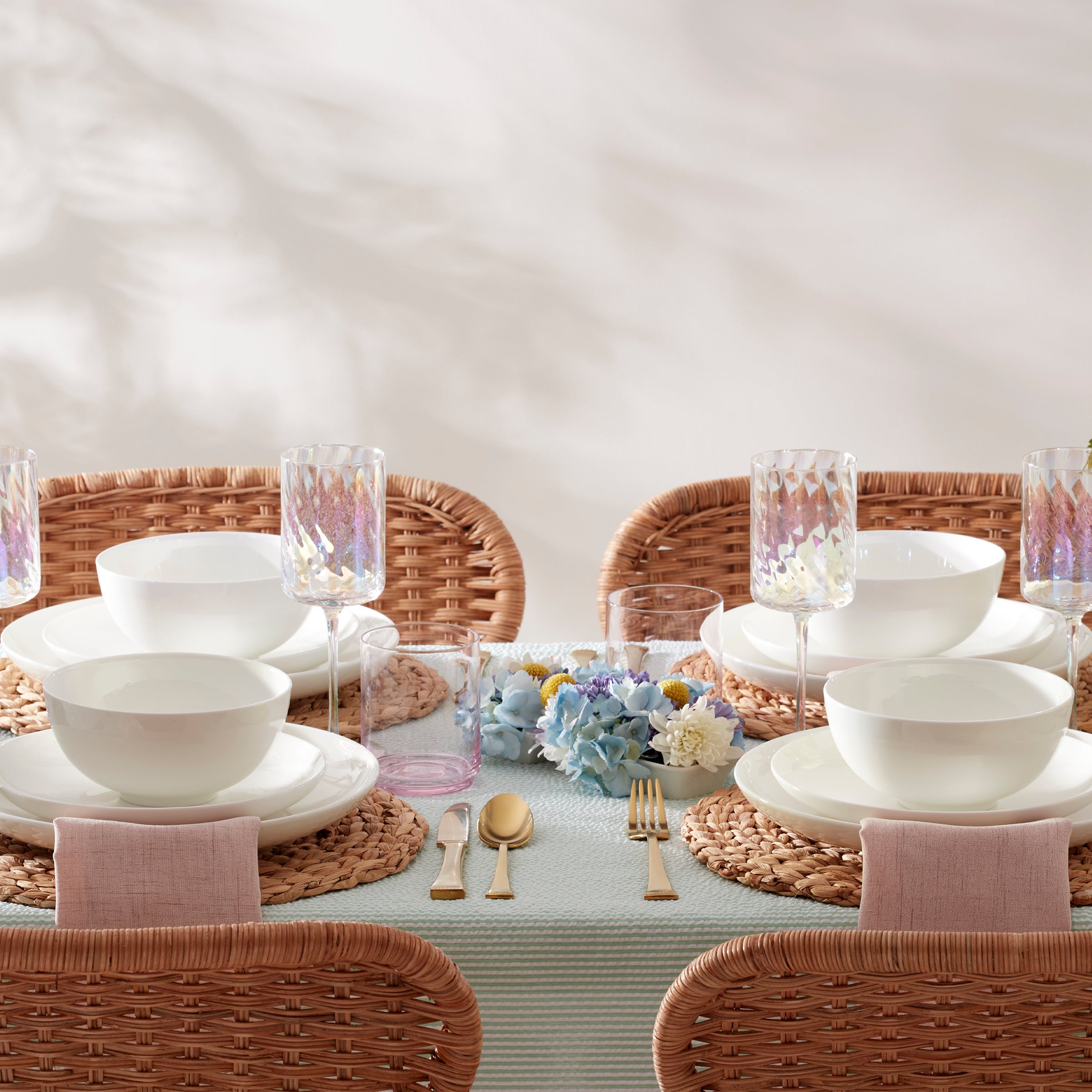 Lenox Heritage Lenox Heritage Studio 1414 Coupe 16-Piece Dinnerware Set - Image 4