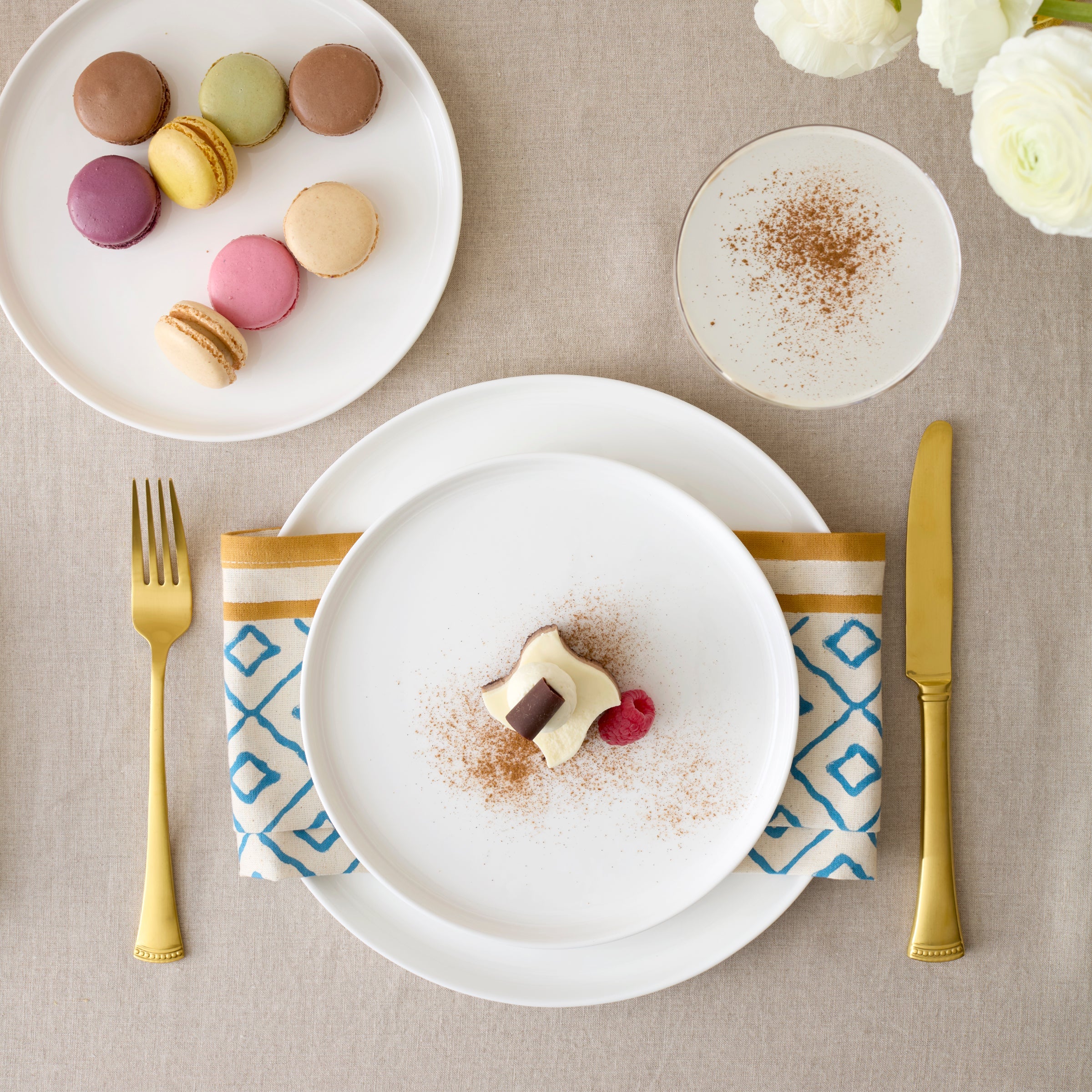 Lenox Heritage Lenox Heritage Modern White 18-Piece Dinnerware Set - Image 6