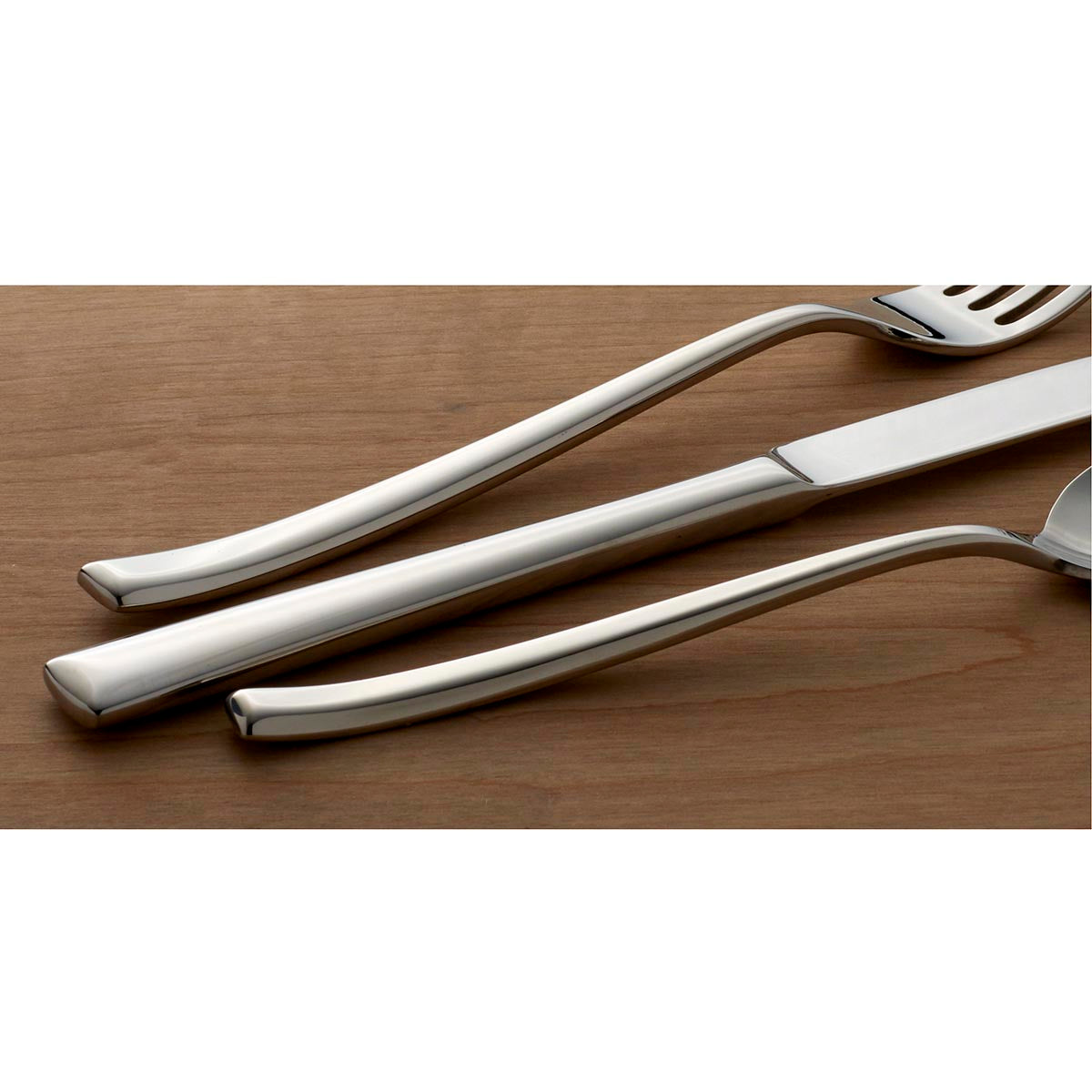 Lenox Heritage Lenox Heritage Pearce 20-Piece Flatware Set - Image 4