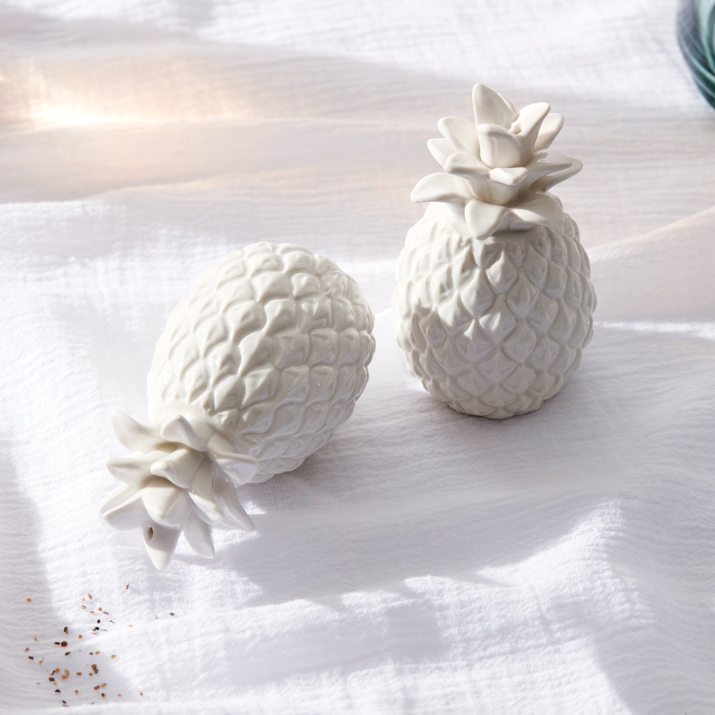 Lenox Heritage Lenox Heritage Wicker Creek Pineapple Salt & Pepper Set - Image 7