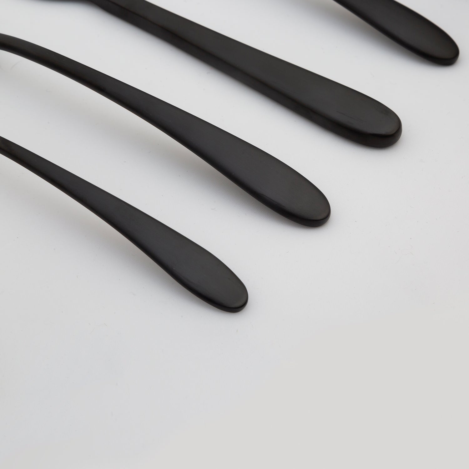 Lenox Heritage Lenox Heritage Poet Black Satin 20-Piece Flatware Set - Image 6