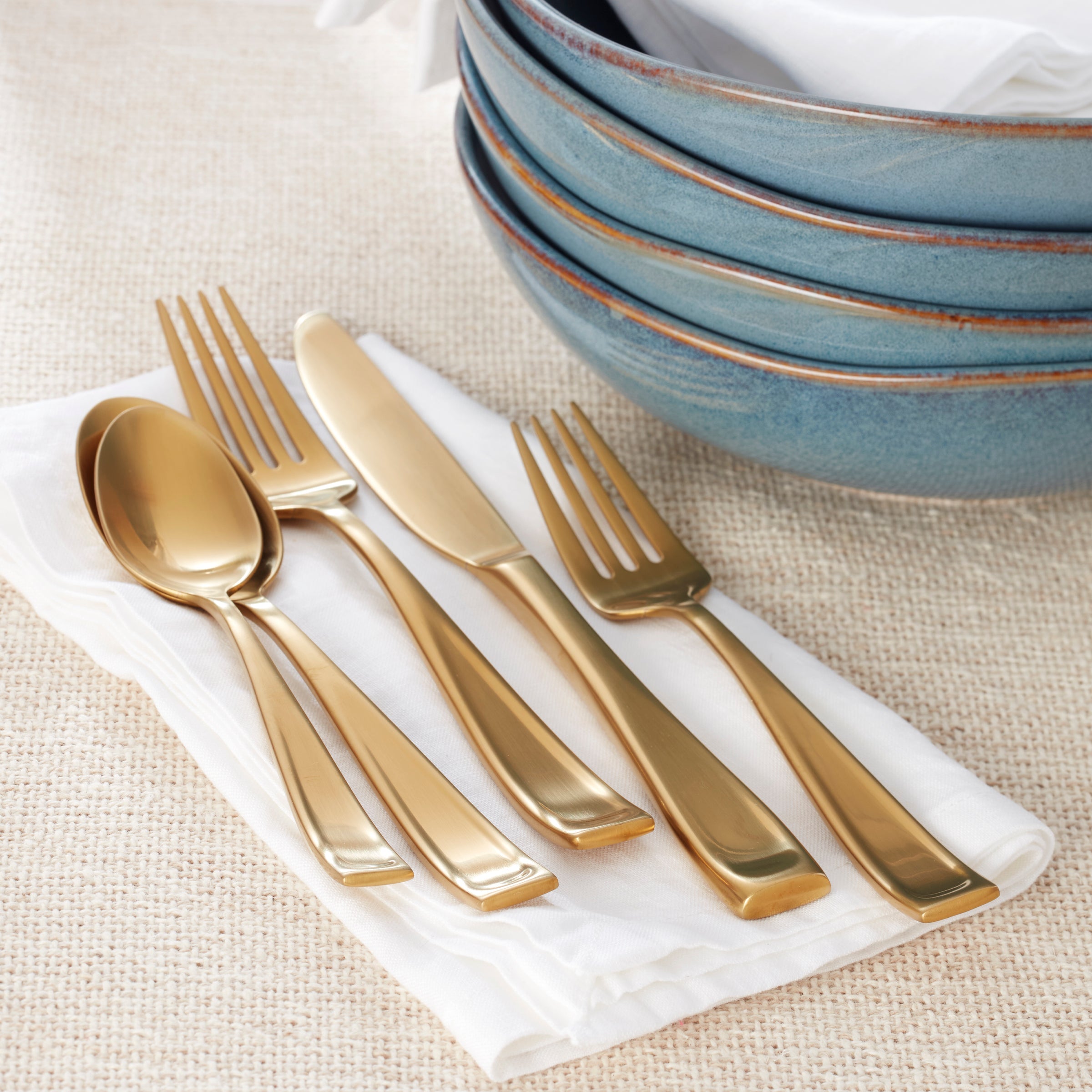 Lenox Heritage Lenox Heritage Moda Gold Satin 20-Piece Flatware Set - Image 3