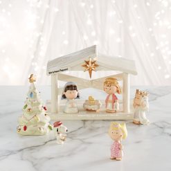 Alternative view of Lenox Heritage Lenox Heritage Peanuts 7-Piece Christmas Pageant Figurines