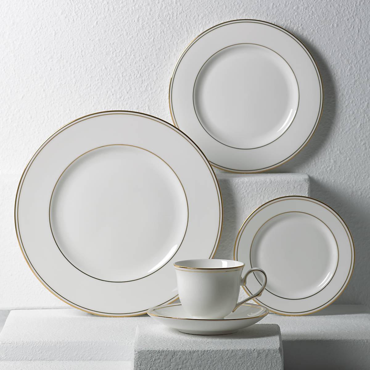 Lenox Heritage Lenox Heritage Federal Gold 5-Piece Place Setting - Image 3