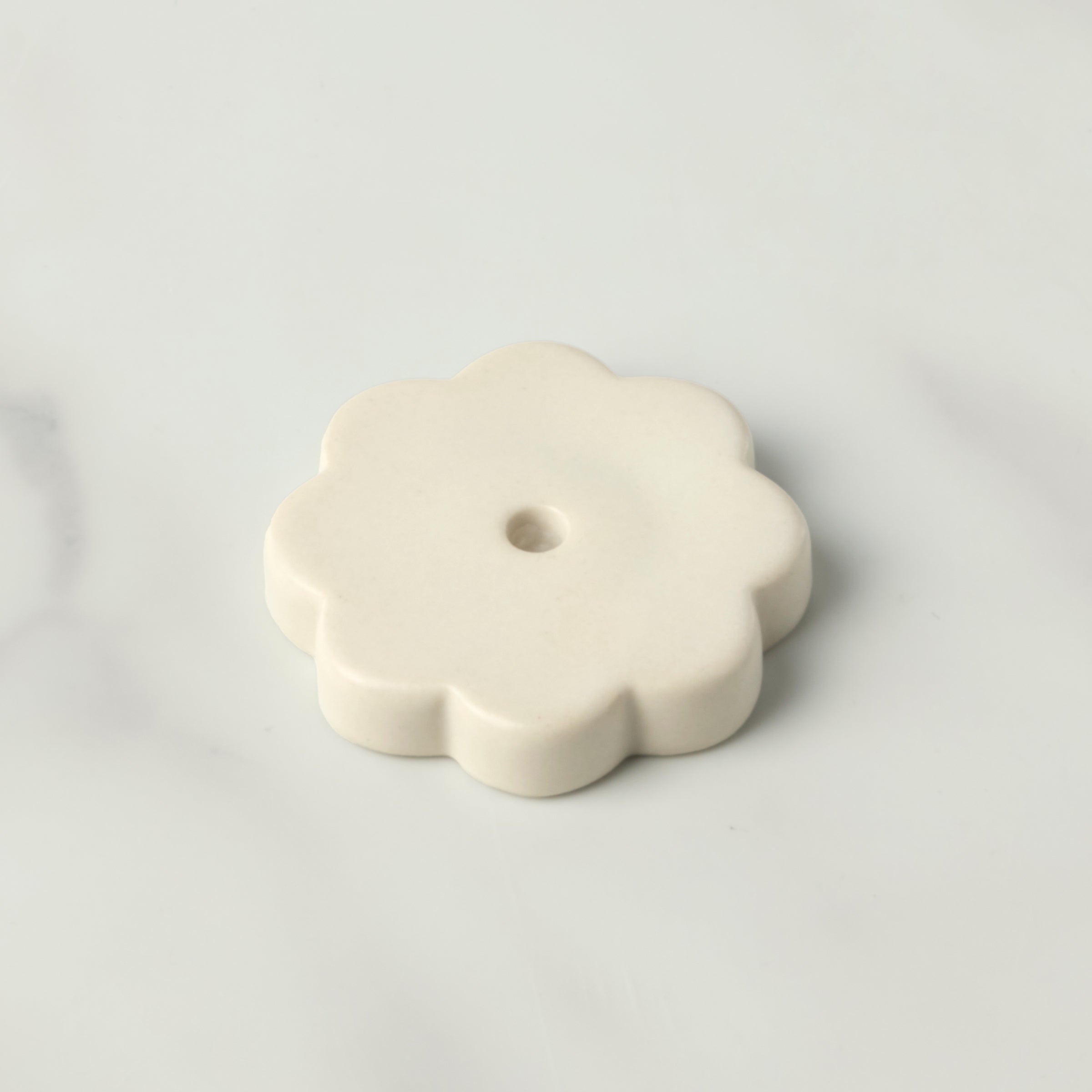 Lenox Heritage Lenox Heritage Fleur Wishing Candle Holder - Image 3