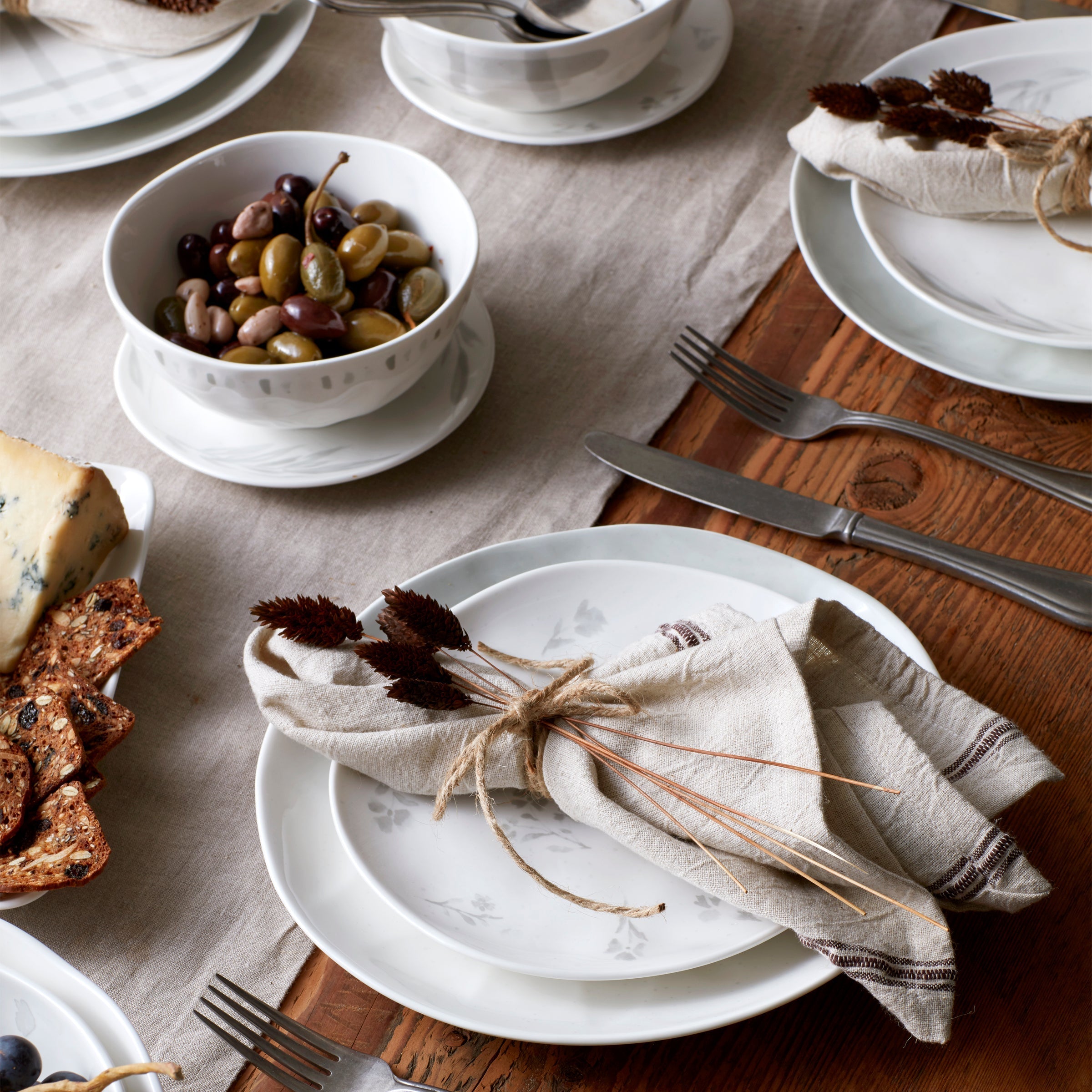 Lenox Heritage Lenox Heritage Oyster Bay 12-Piece Dinnerware Set - Image 4
