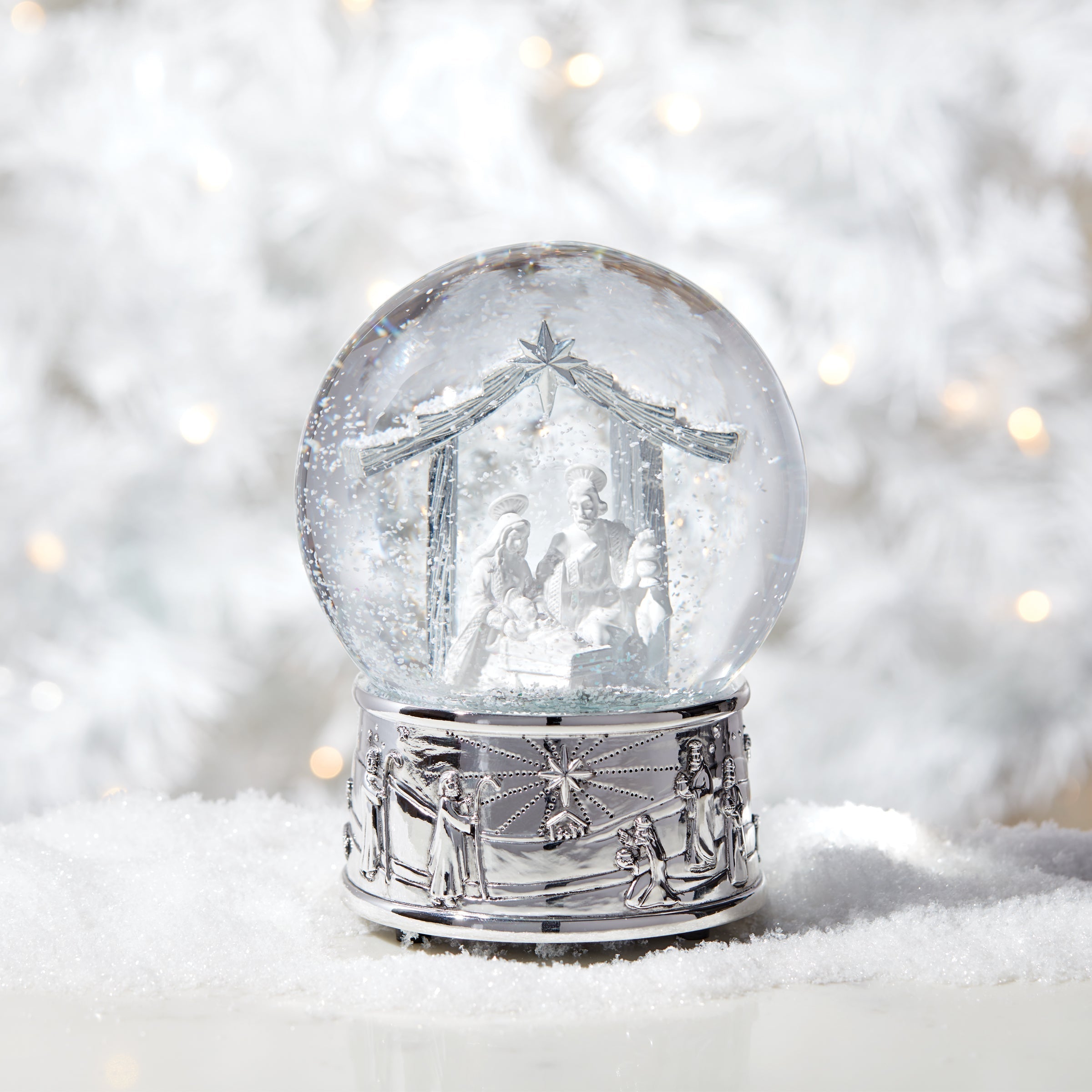 Lenox Heritage Lenox Heritage Nativity Musical Snow Globe - Image 2