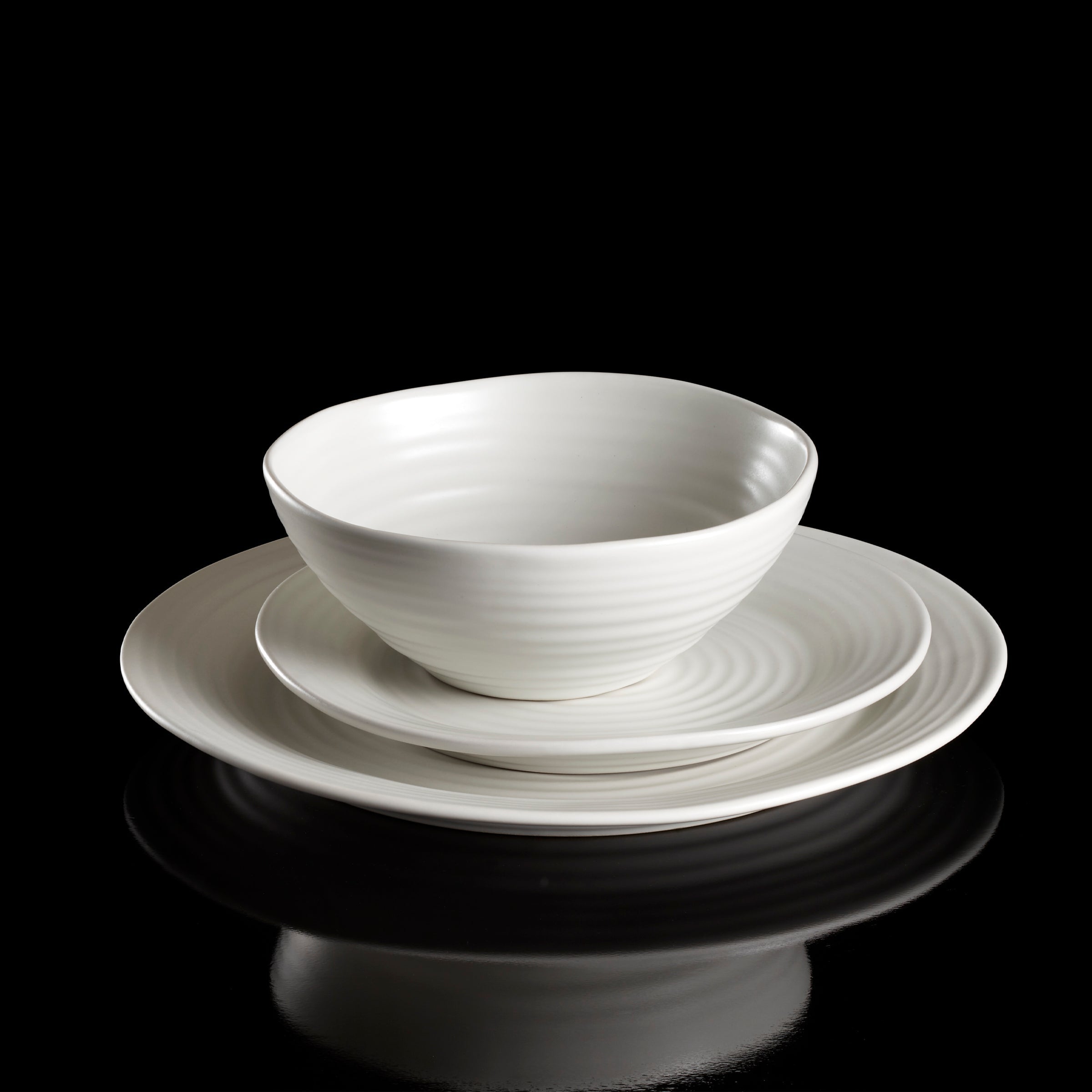 Lenox Heritage Lenox Heritage Ridge White 12-Piece Dinnerware Set - Image 8