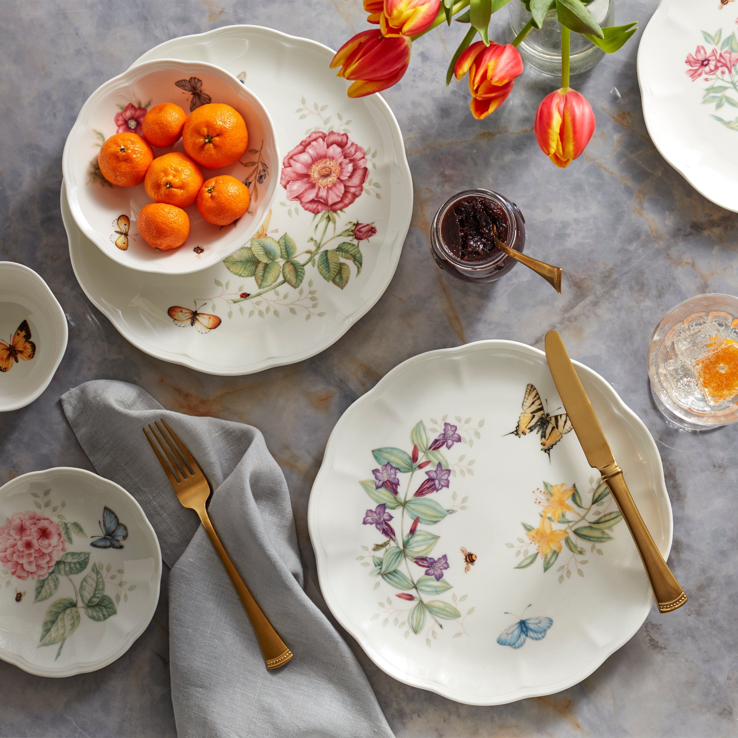 Lenox Heritage Lenox Heritage Butterfly Meadow 28-Piece Dinnerware Set - Image 3