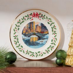Alternative view of Lenox Heritage Lenox Heritage 2025 Annual Holiday Plate Night Snow