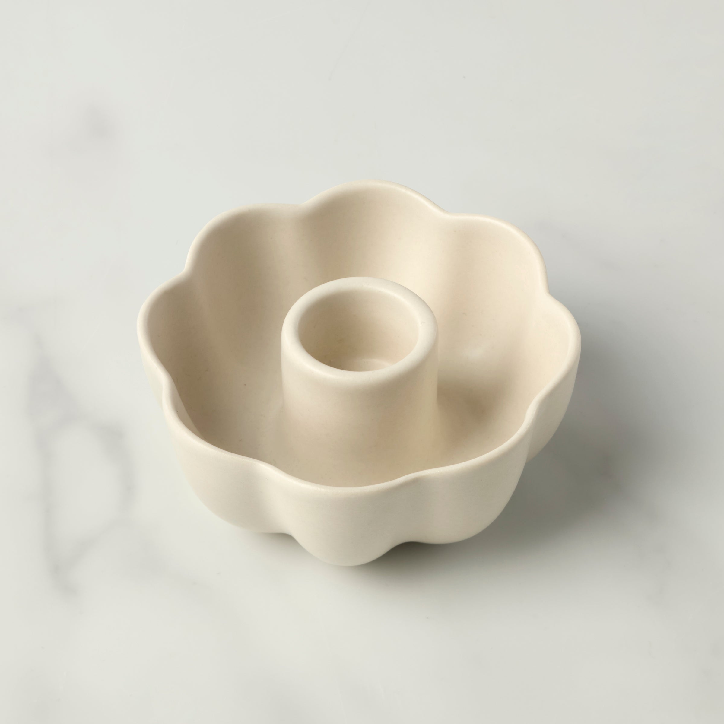 Lenox Heritage Lenox Heritage Fleur Taper Candle Holder