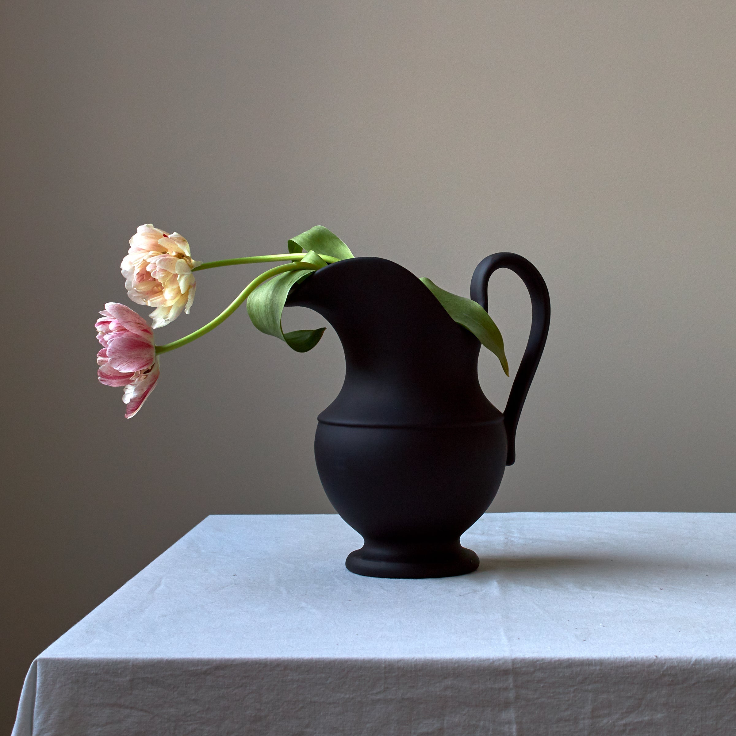 Lenox Heritage Lenox Heritage No. 1 Black Aviary Pitcher - Image 2