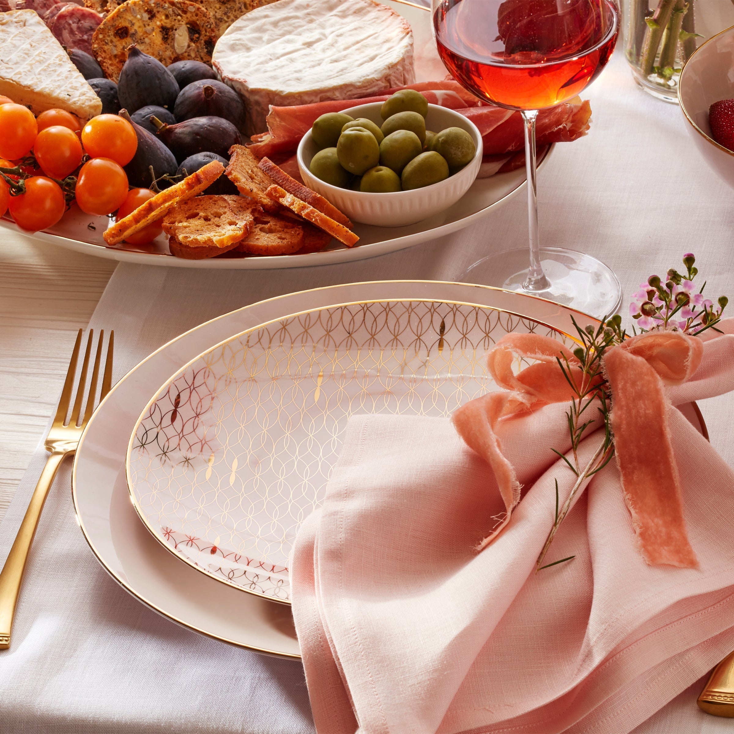 Lenox Heritage Lenox Heritage Trianna Blush 12-Piece Dinnerware Set - Image 5