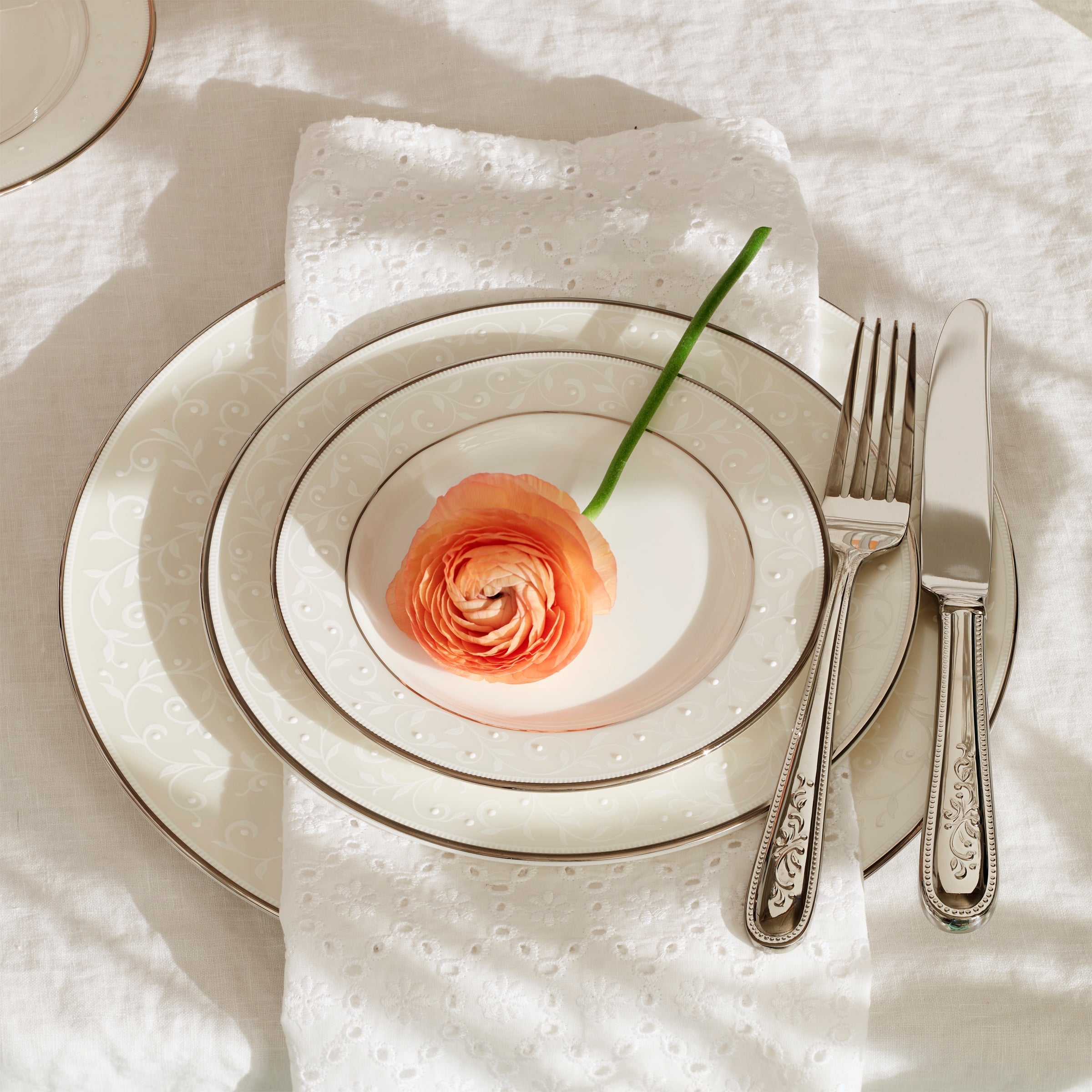 Lenox Heritage Lenox Heritage Opal Innocence 5 Piece Place Setting - Image 4