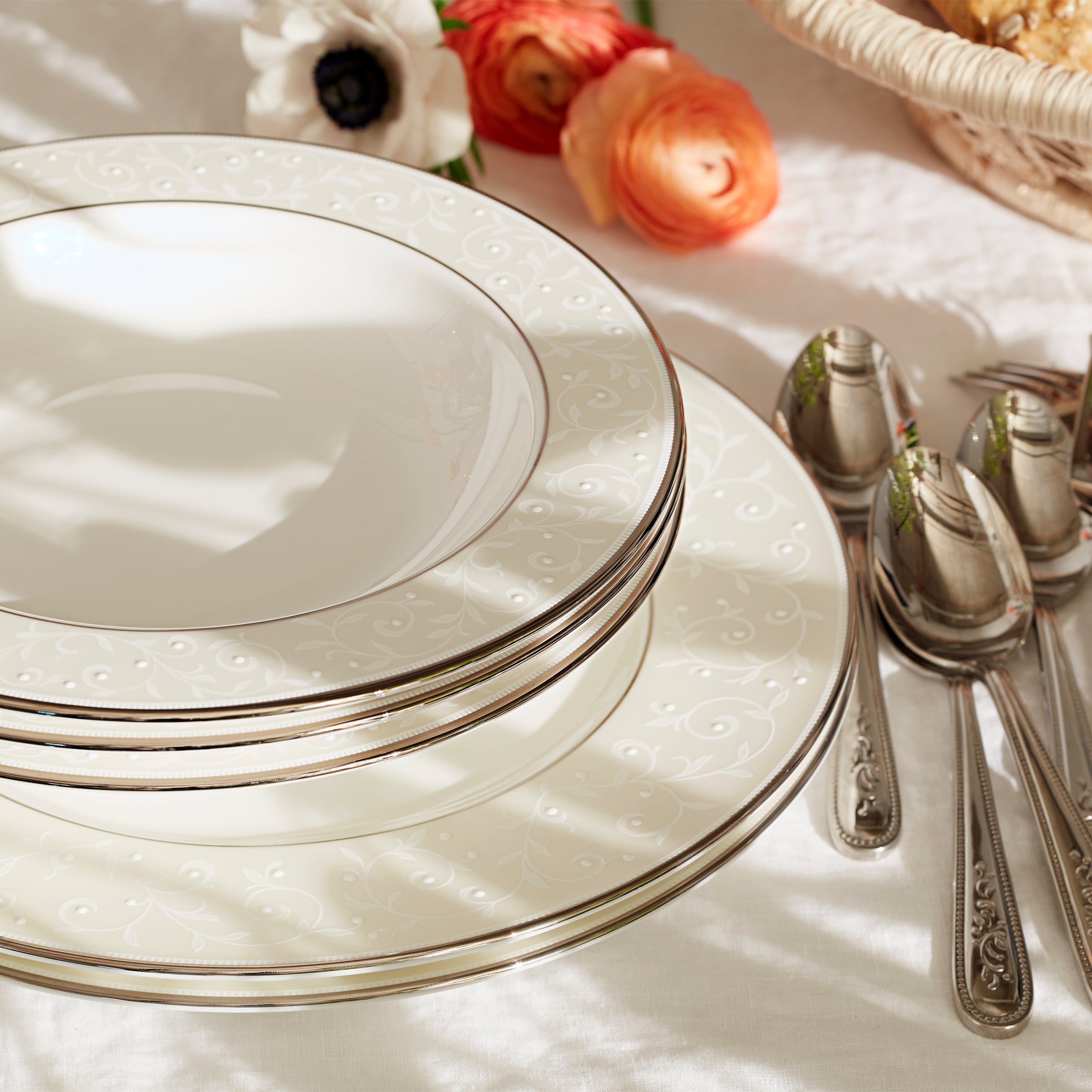 Lenox Heritage Lenox Heritage Opal Innocence 5-Piece Place Setting - Image 8