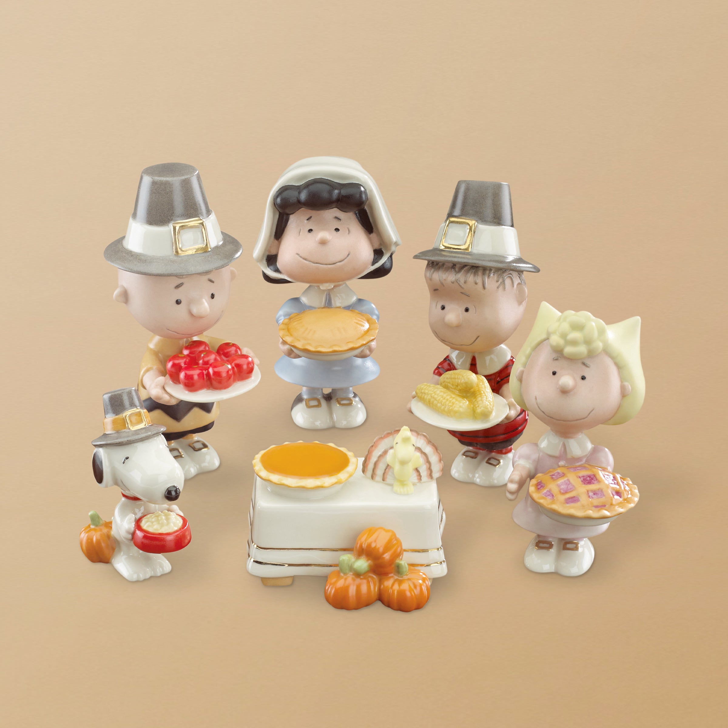 Lenox Heritage Lenox Heritage Peanuts Thanksgiving 6-Piece Figurine Set