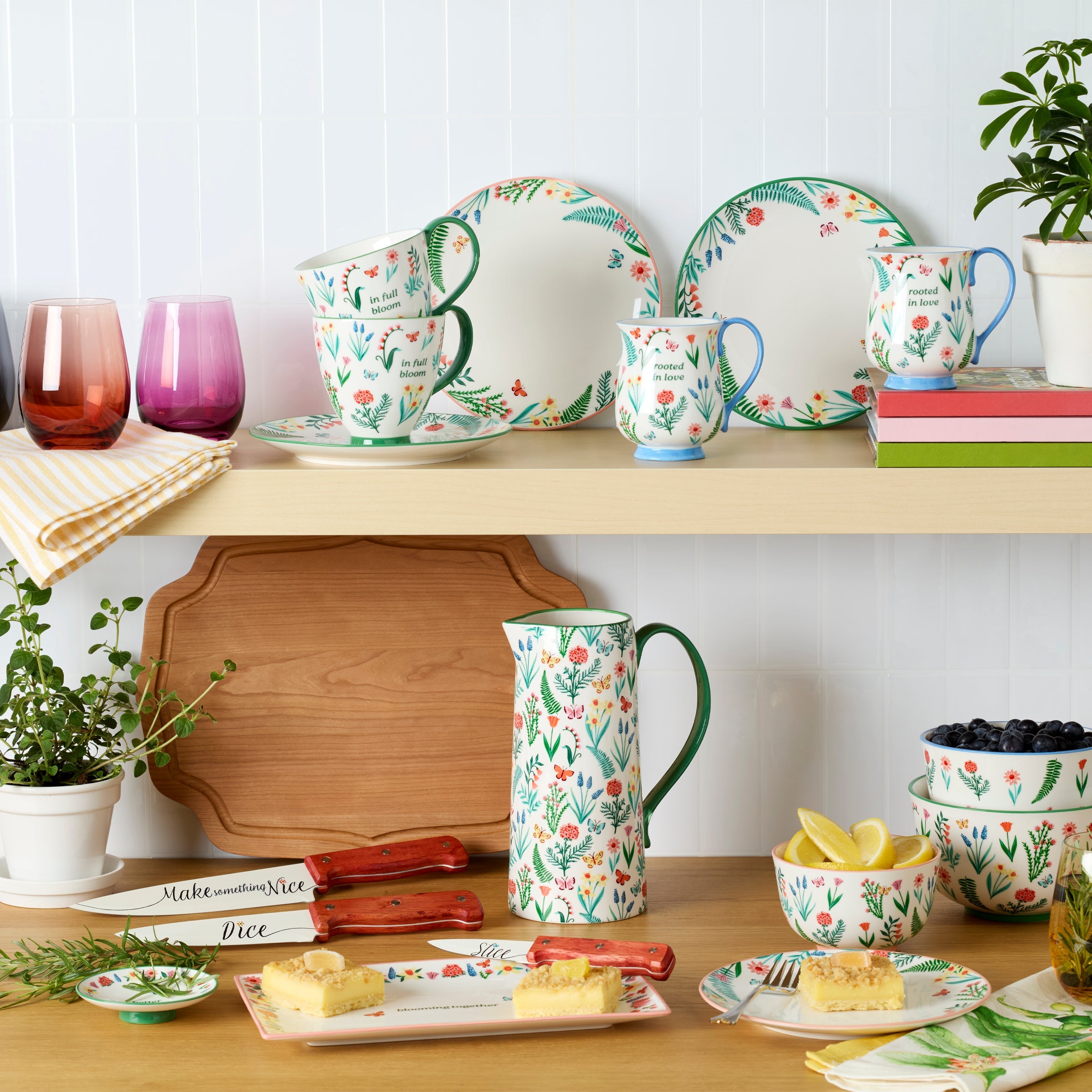 Lenox Heritage Lenox Heritage First Blooms Pitcher - Image 5