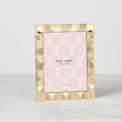 Lenox Heritage Lenox Heritage South Street Gold 8x10 Scallop Photo Frame