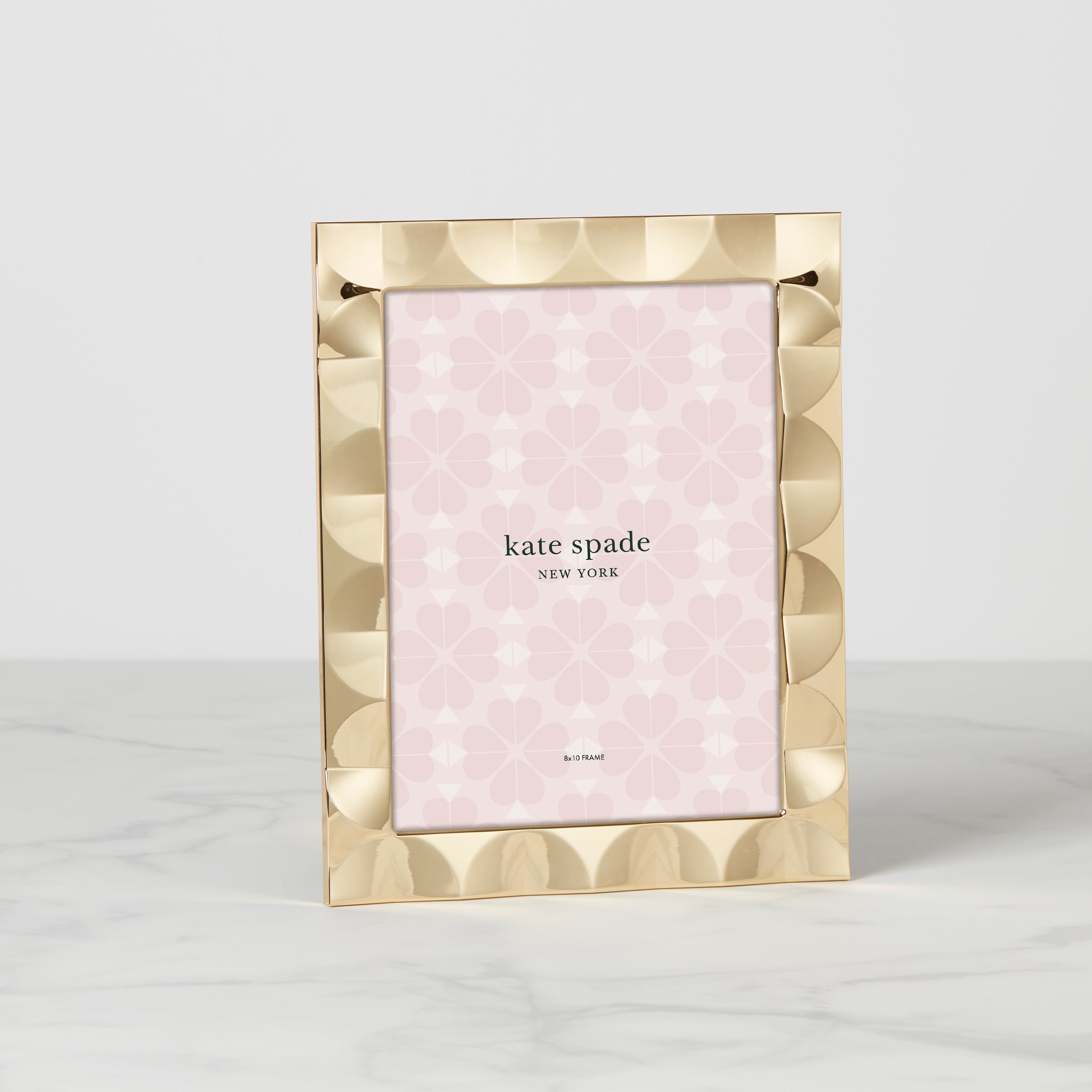 Lenox Heritage Lenox Heritage South Street Gold 8x10 Scallop Photo Frame