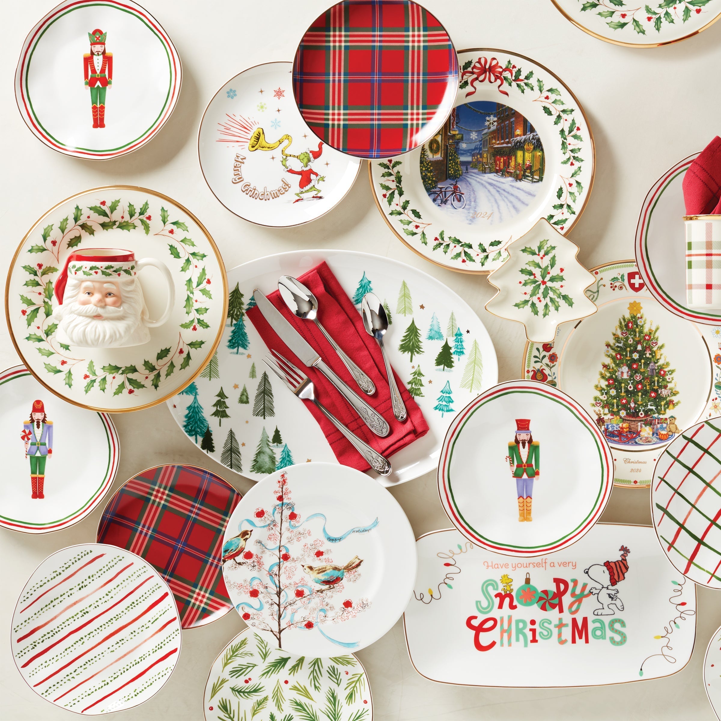 Lenox Heritage Lenox Heritage Holiday Red Tartan Accent Plates, Set of 4 - Image 4